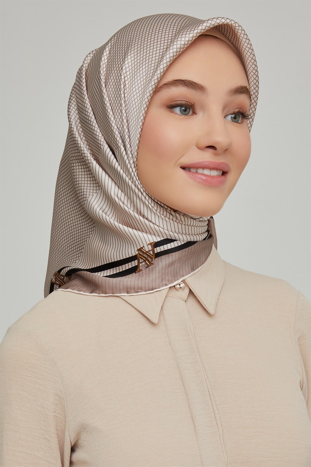 Armine İpek Eşarp 2021/2022 Sonbahar Kış - 8616D-34 - Sura