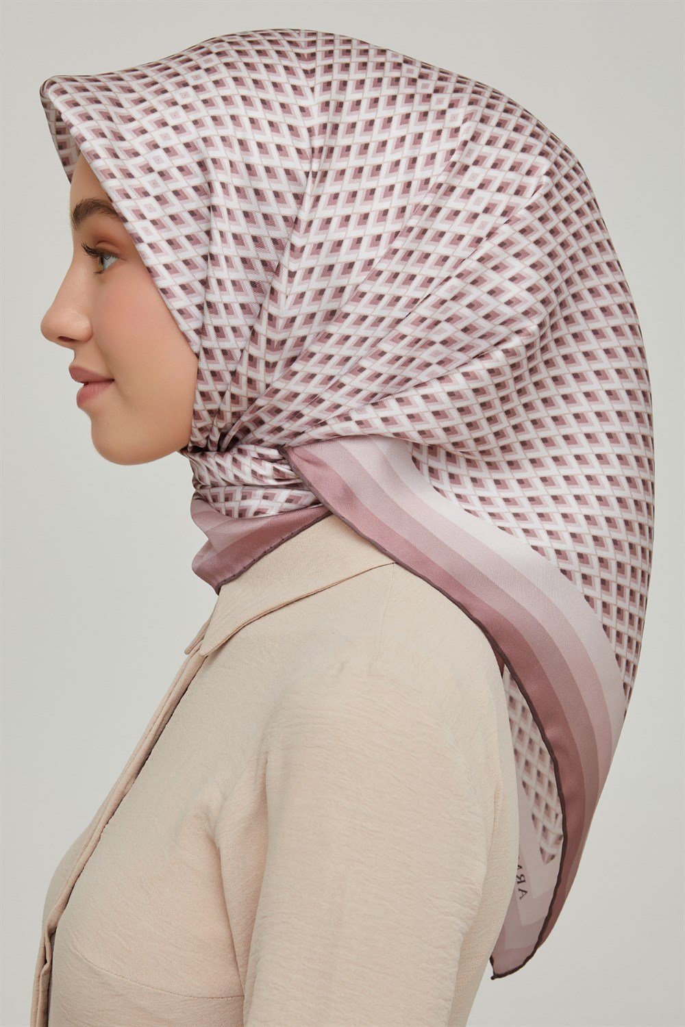 Armine İpek Eşarp 2021/2022 Sonbahar Kış - 8634D-36 - Sura