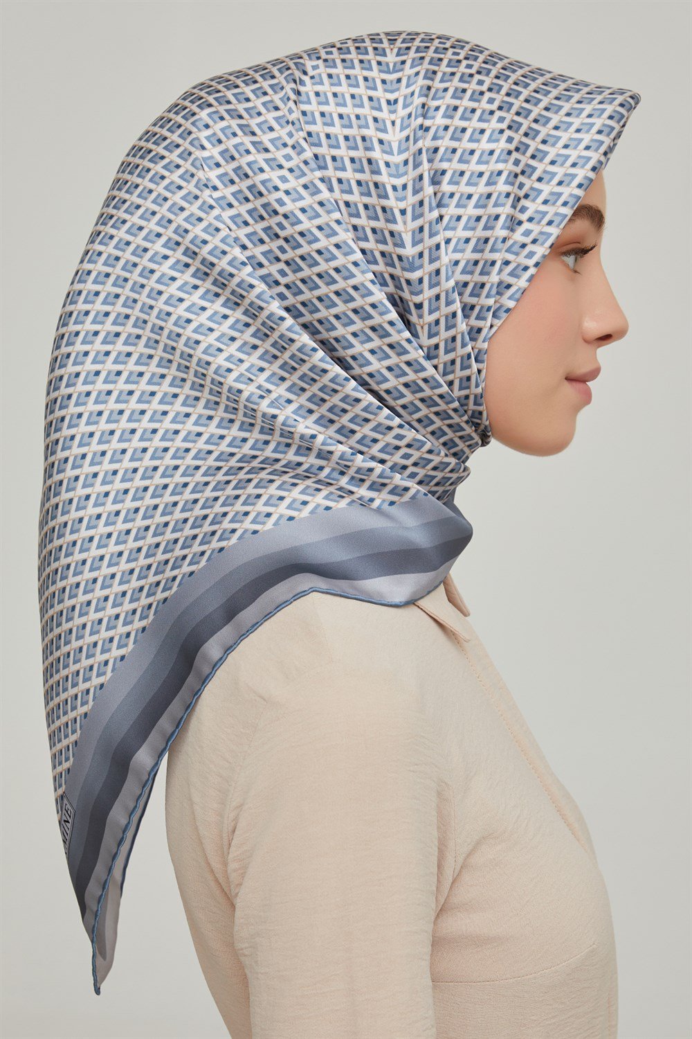 Armine İpek Eşarp 2021/2022 Sonbahar Kış - 8634D-32 - Sura