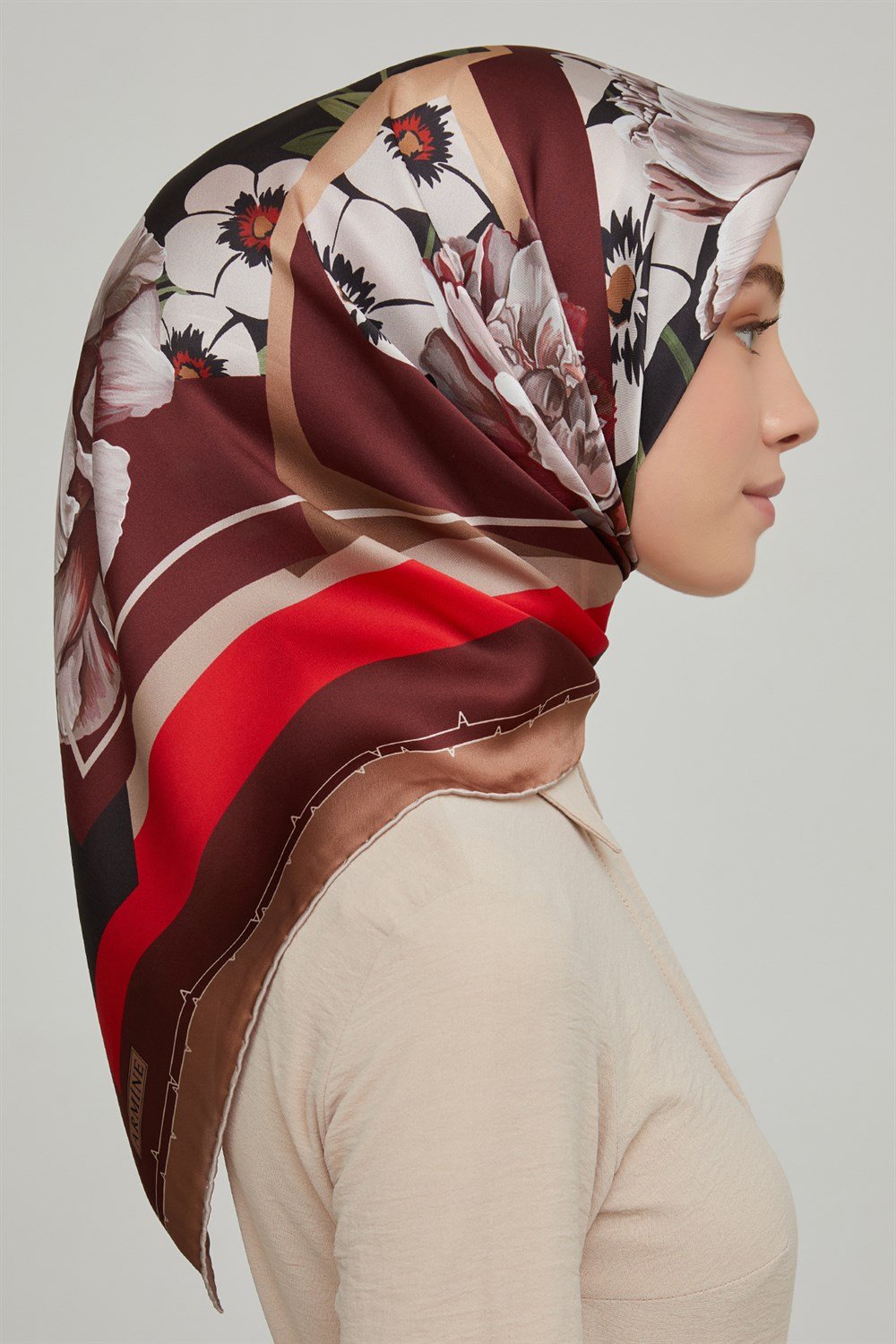 Armine İpek Eşarp 2021/2022 Sonbahar Kış - 8644D-02 - Sura