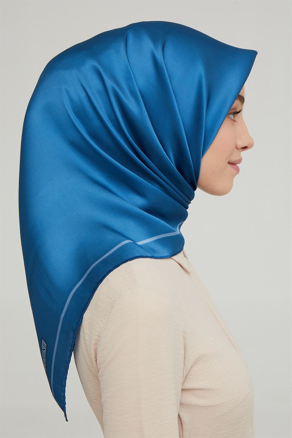 Armine İpek Eşarp 2021/2022 Sonbahar Kış - 8668D-50 - Sura