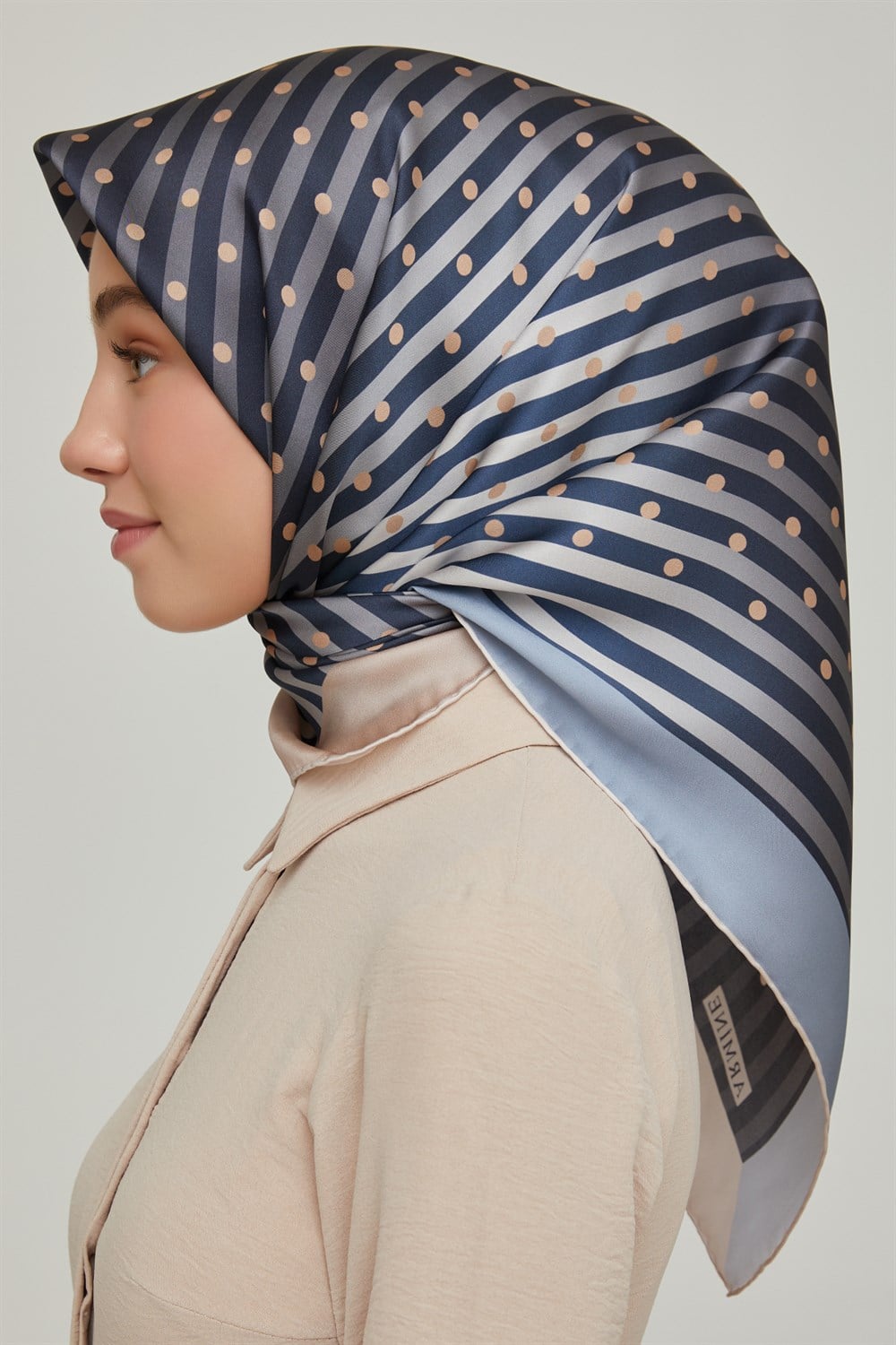 Armine İpek Eşarp 2021/2022 Sonbahar Kış - 8606D-80 - Sura