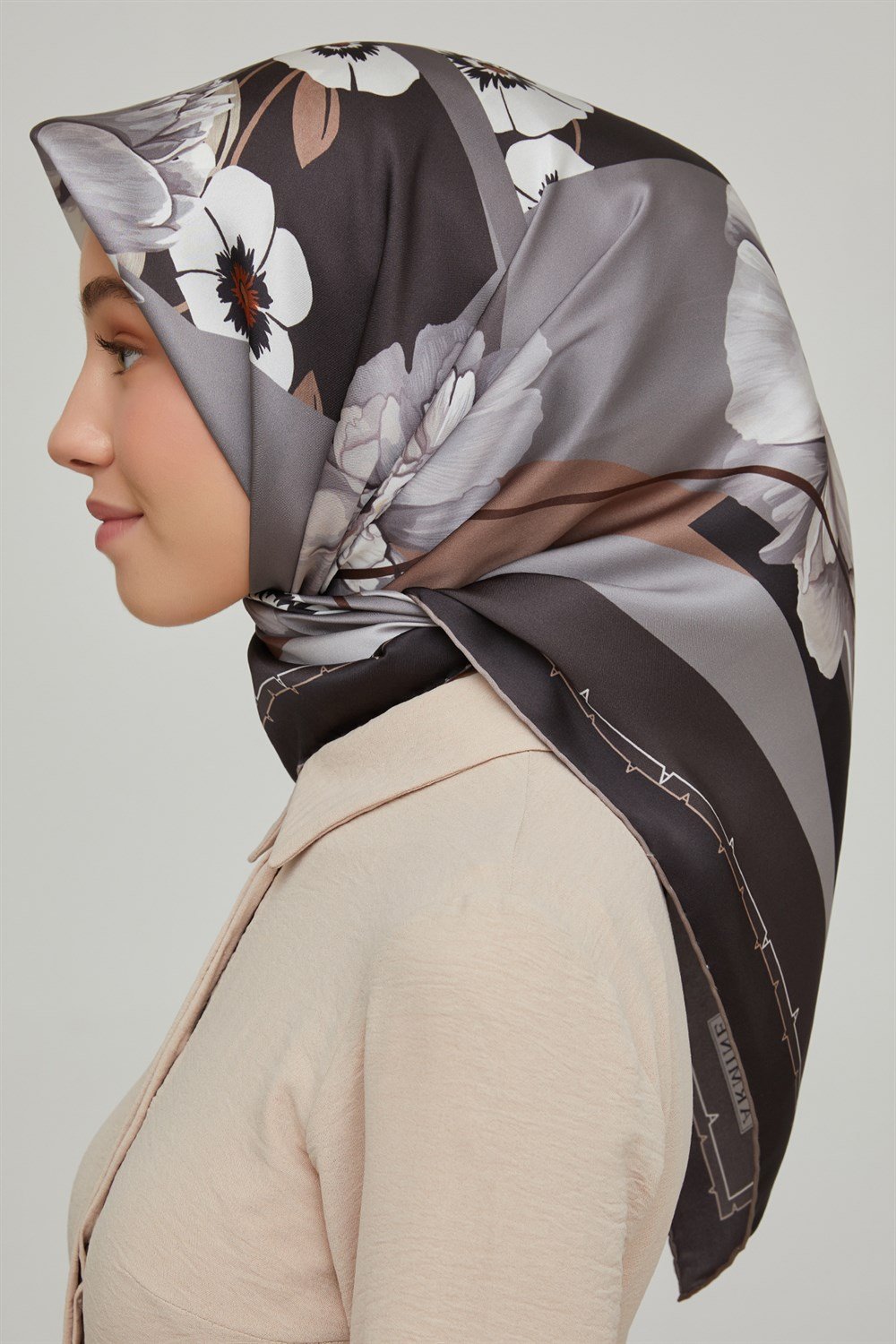 Armine İpek Eşarp 2021/2022 Sonbahar Kış - 8644D-06 - Sura