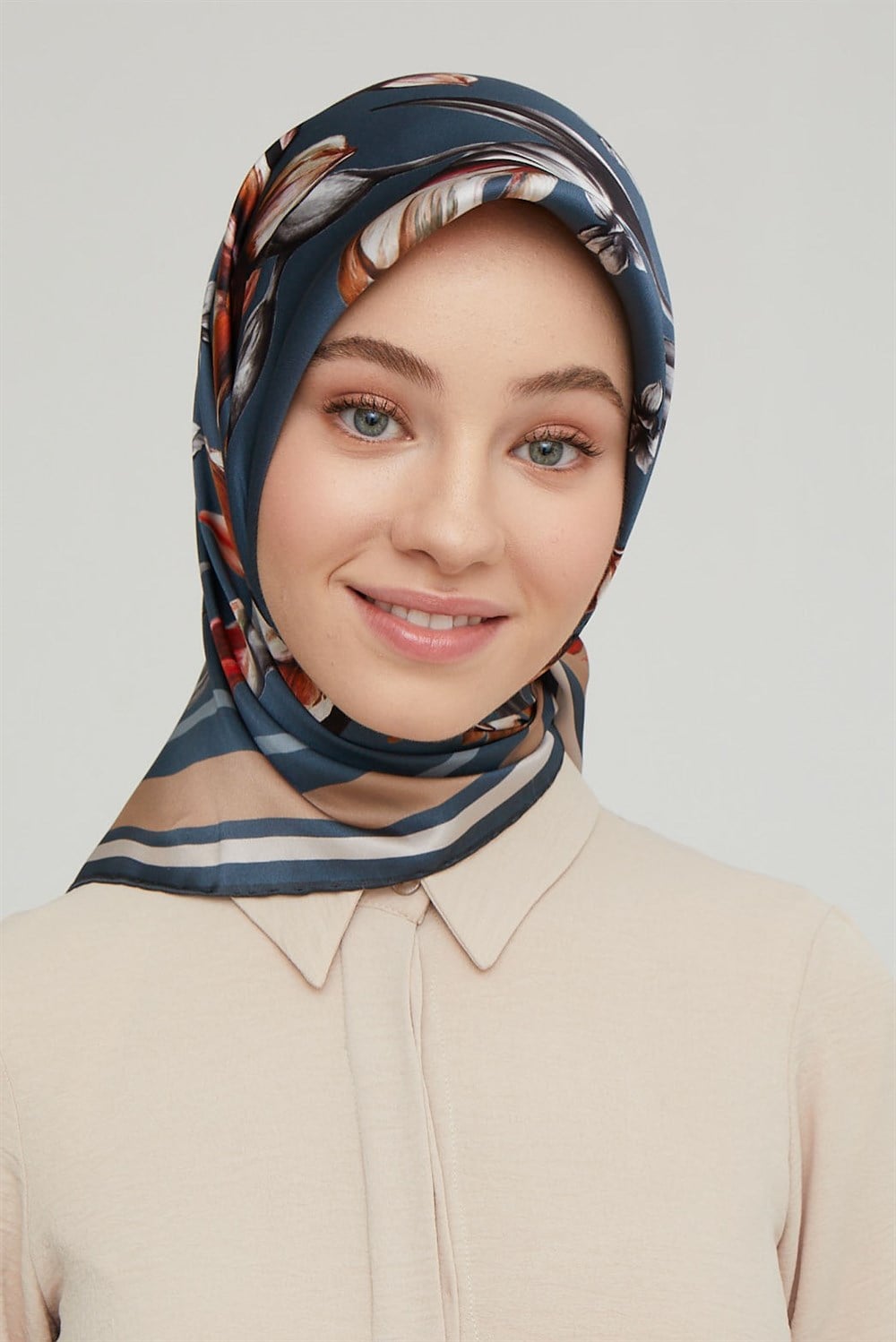Armine İpek Eşarp 2021/2022 Sonbahar Kış - 8662D-12 - Sura