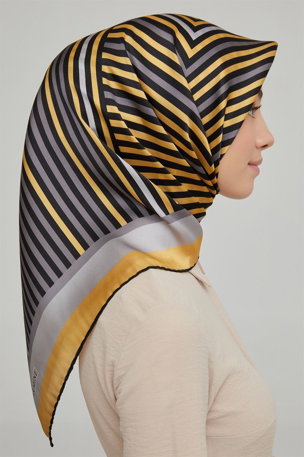 Armine İpek Eşarp 2021/2022 Sonbahar Kış - 8633D-02 - Sura