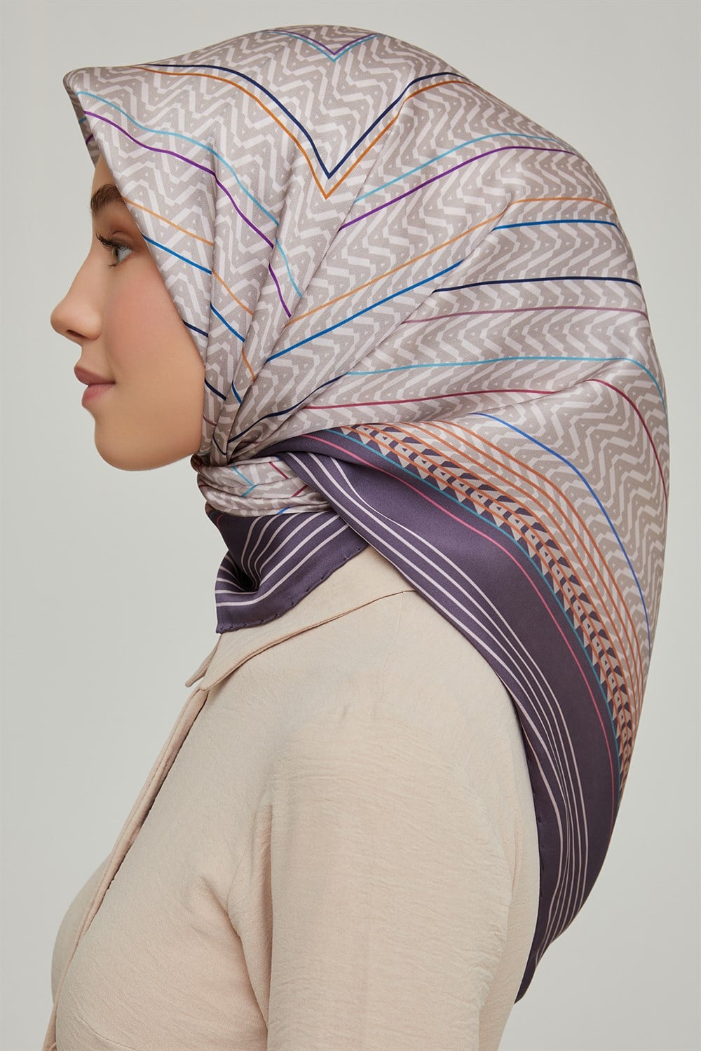 Armine İpek Eşarp 2021/2022 Sonbahar Kış - 8631D-44 - Sura