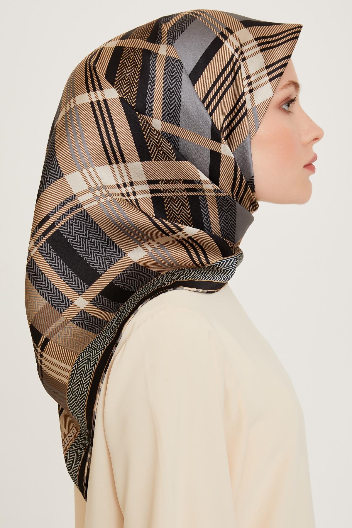 Armine İpek Eşarp 2024/2025 Sonbahar-Kış - 9223D-02 - Tivil