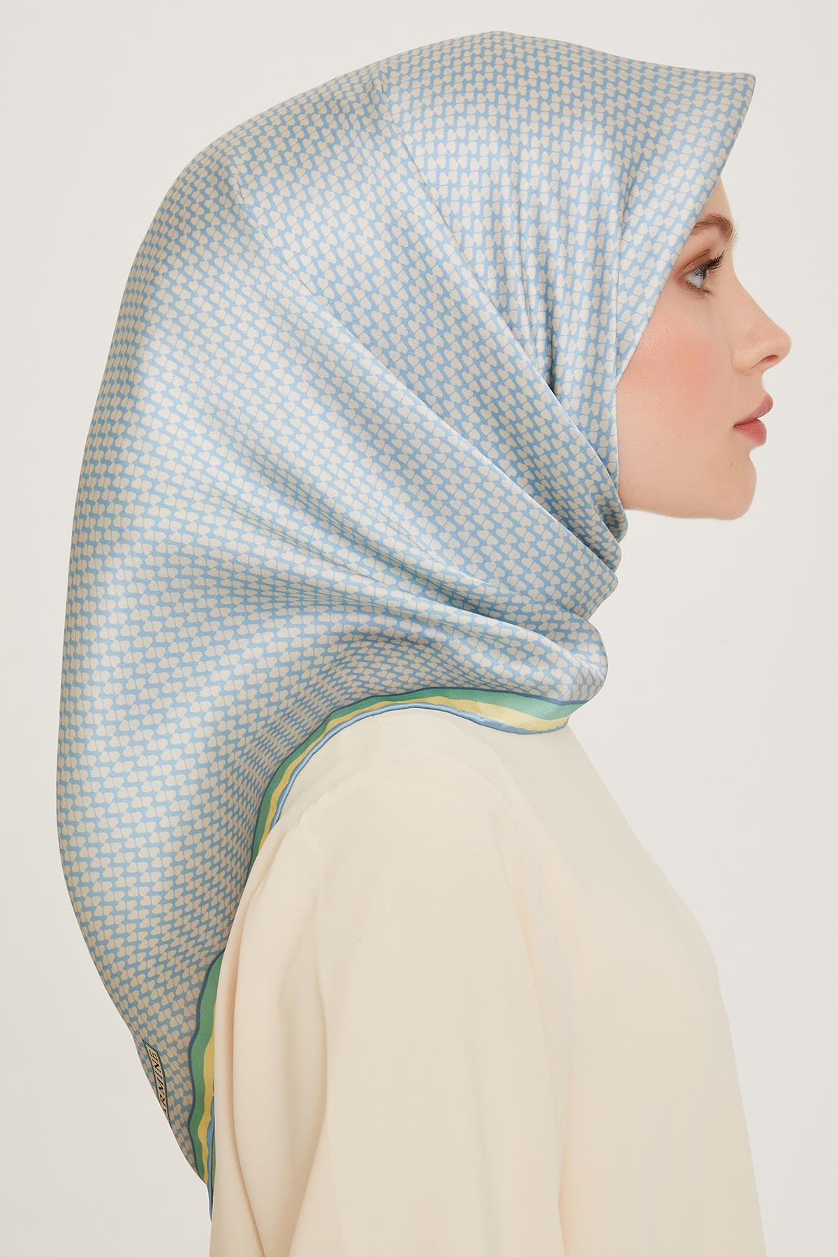 Armine İpek Eşarp 2024/2025 Sonbahar-Kış - 9243D-51 - Sura