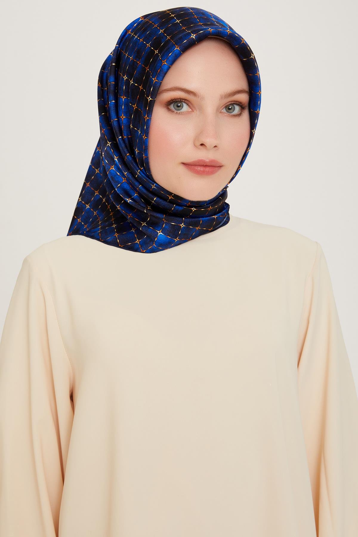 Armine İpek Eşarp 2024/2025 Sonbahar-Kış - 9259D-01 - Tivil