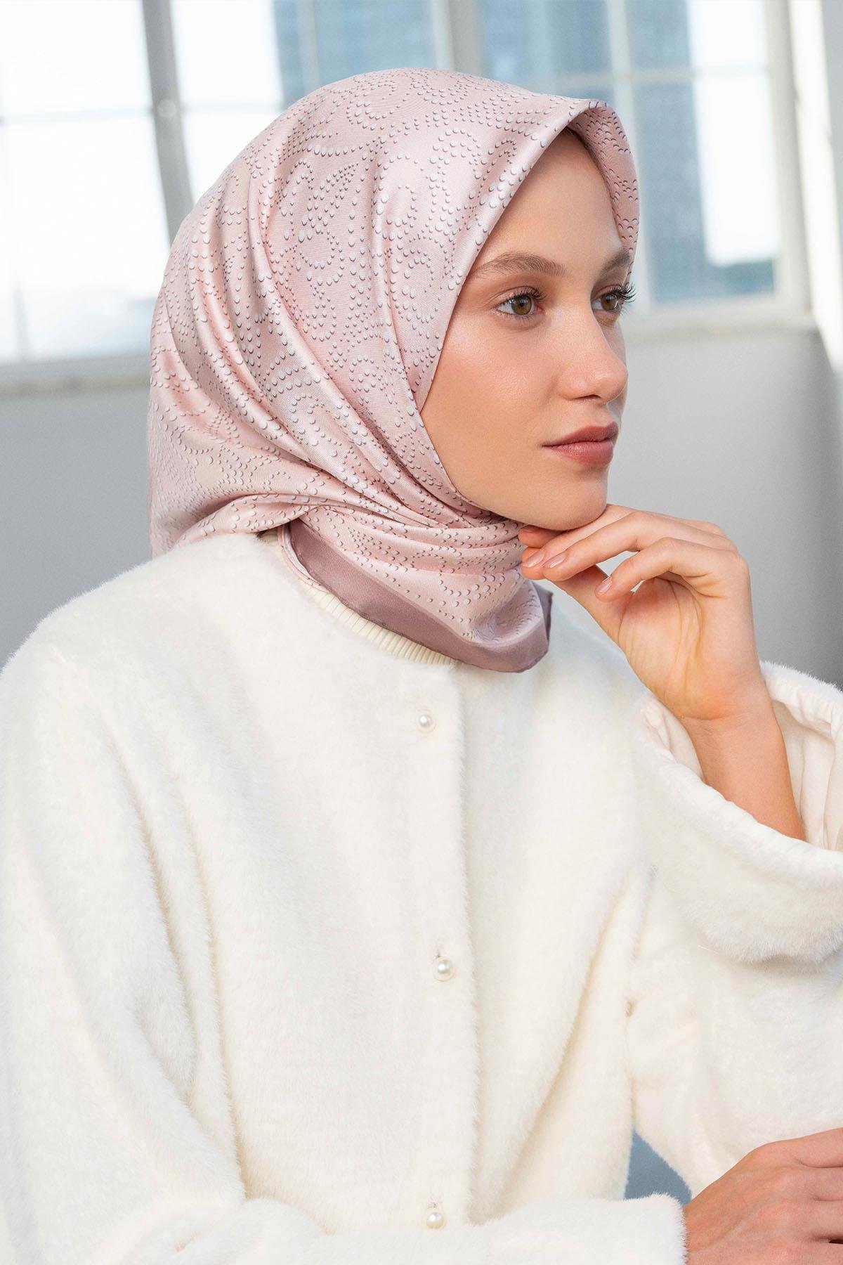 Armine İpek Eşarp 2024/2025 Sonbahar-Kış - 9246D-04 - Sura