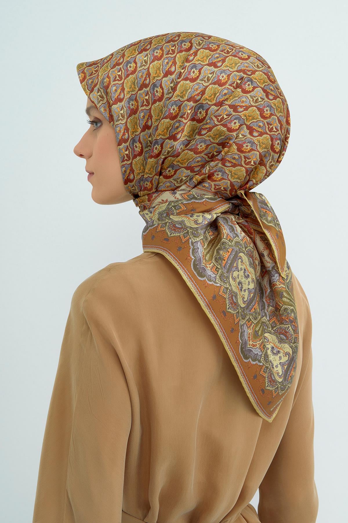 Armine İpek Eşarp 2026 İlkbahar-Yaz - 9518D-52 - Sura