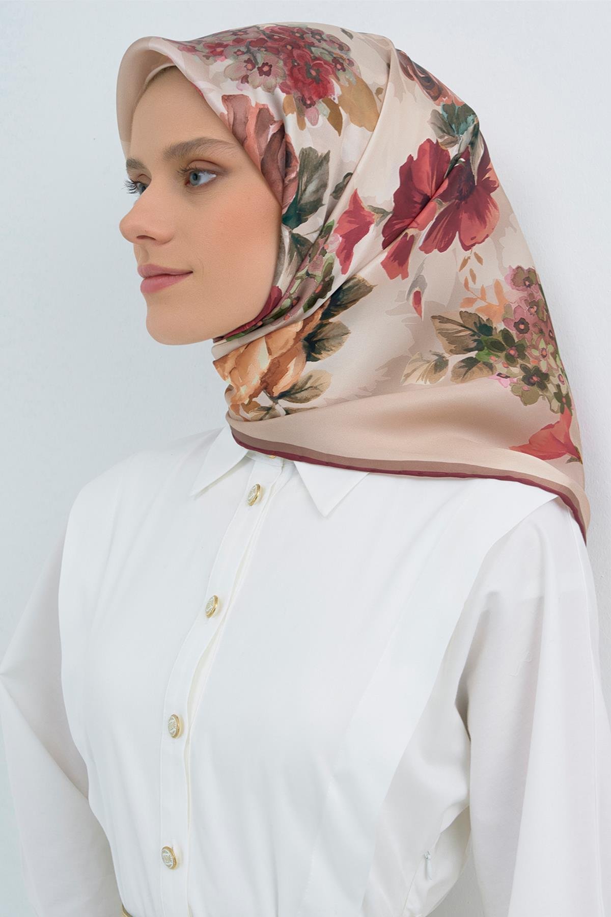 Armine İpek Eşarp 2026 İlkbahar-Yaz - 9520D-06 - Sura