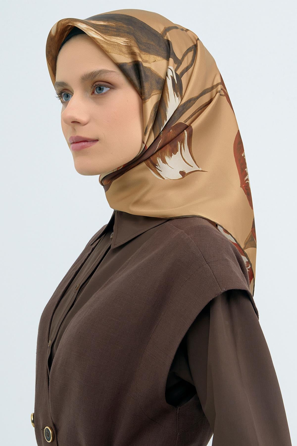 Armine İpek Eşarp 2026 İlkbahar-Yaz - 9506D-82 - Tivil