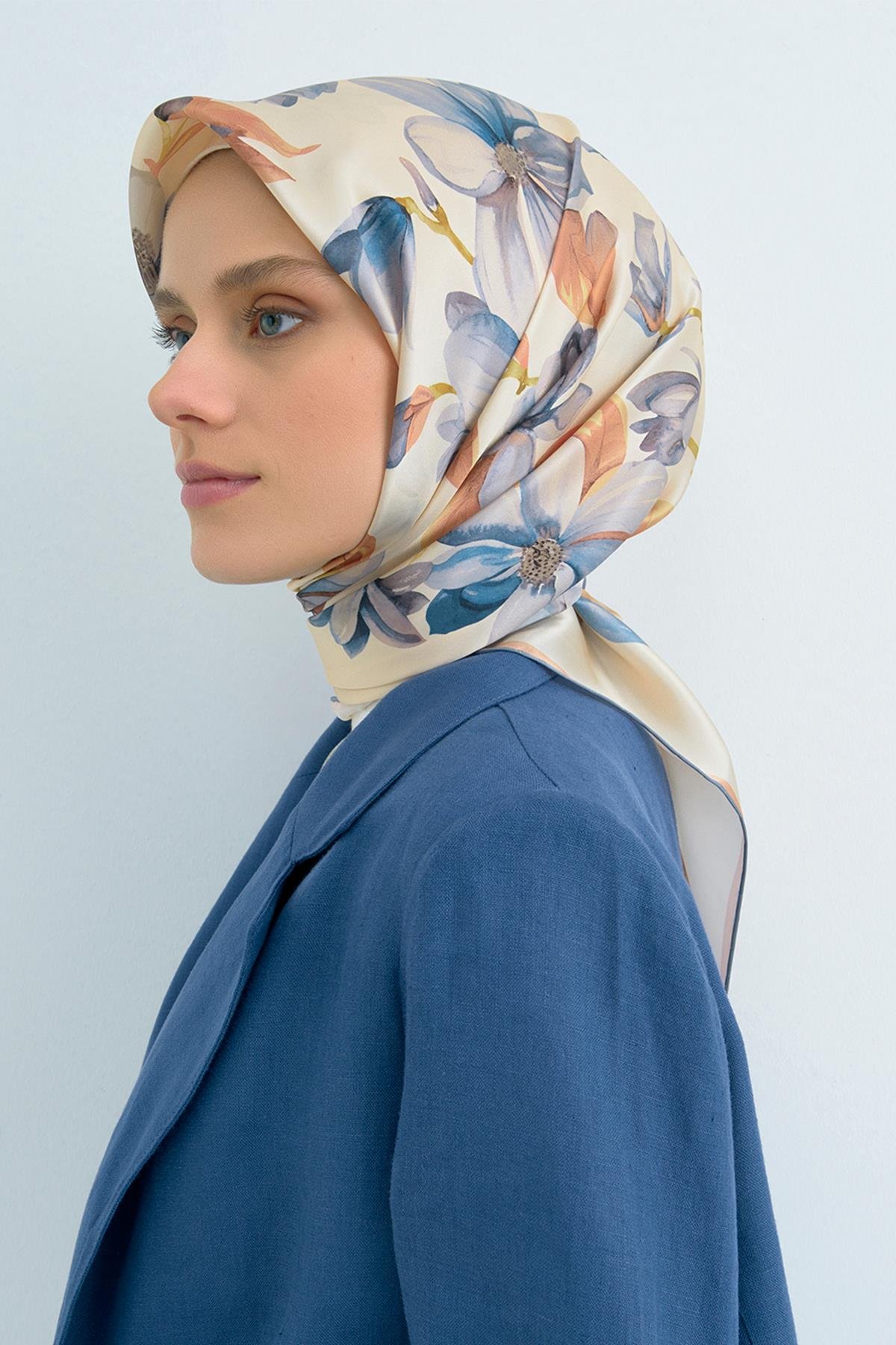 Armine İpek Eşarp 2026 İlkbahar-Yaz - 9524D-81 - Sura