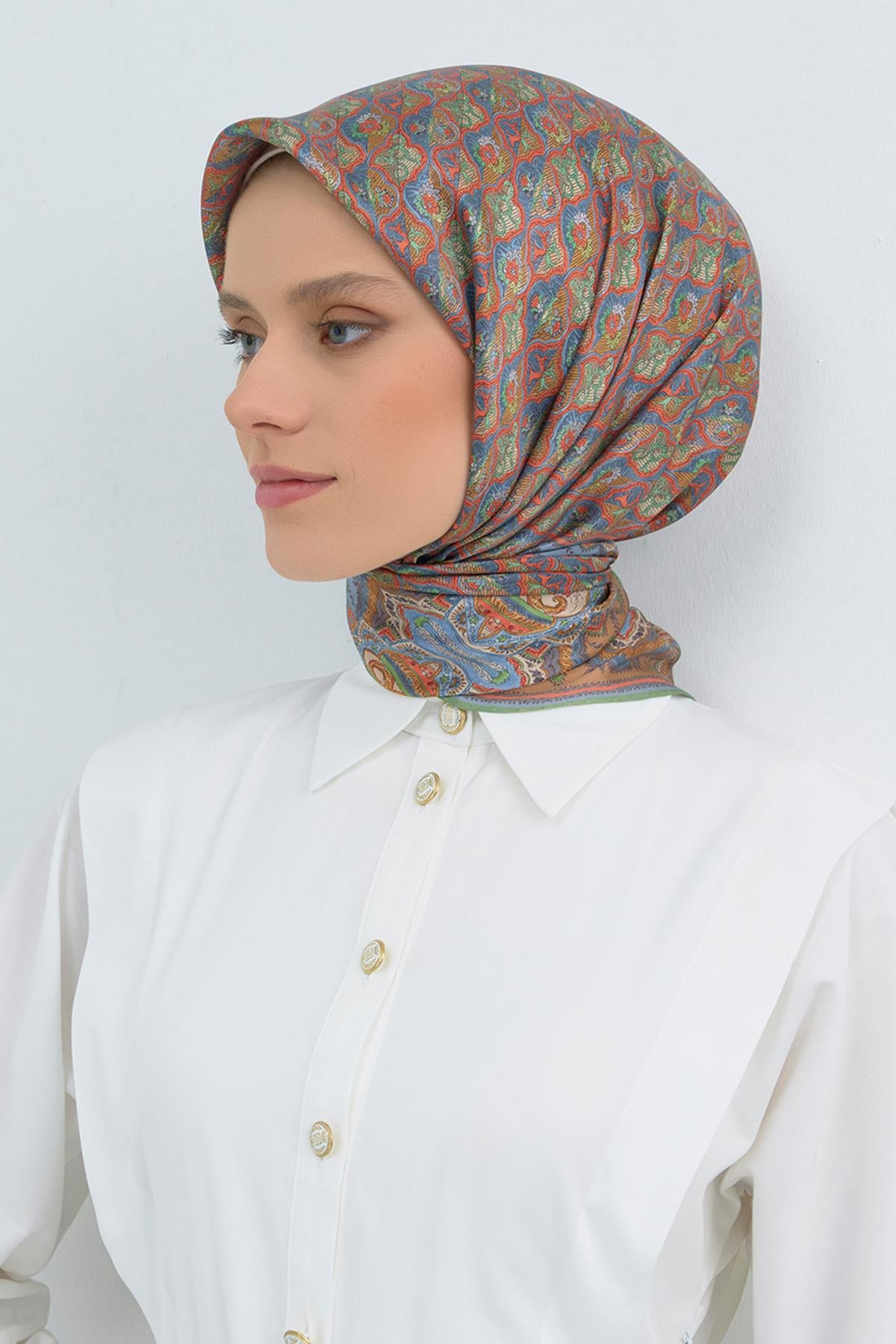Armine İpek Eşarp 2026 İlkbahar-Yaz - 9518D-83 - Sura