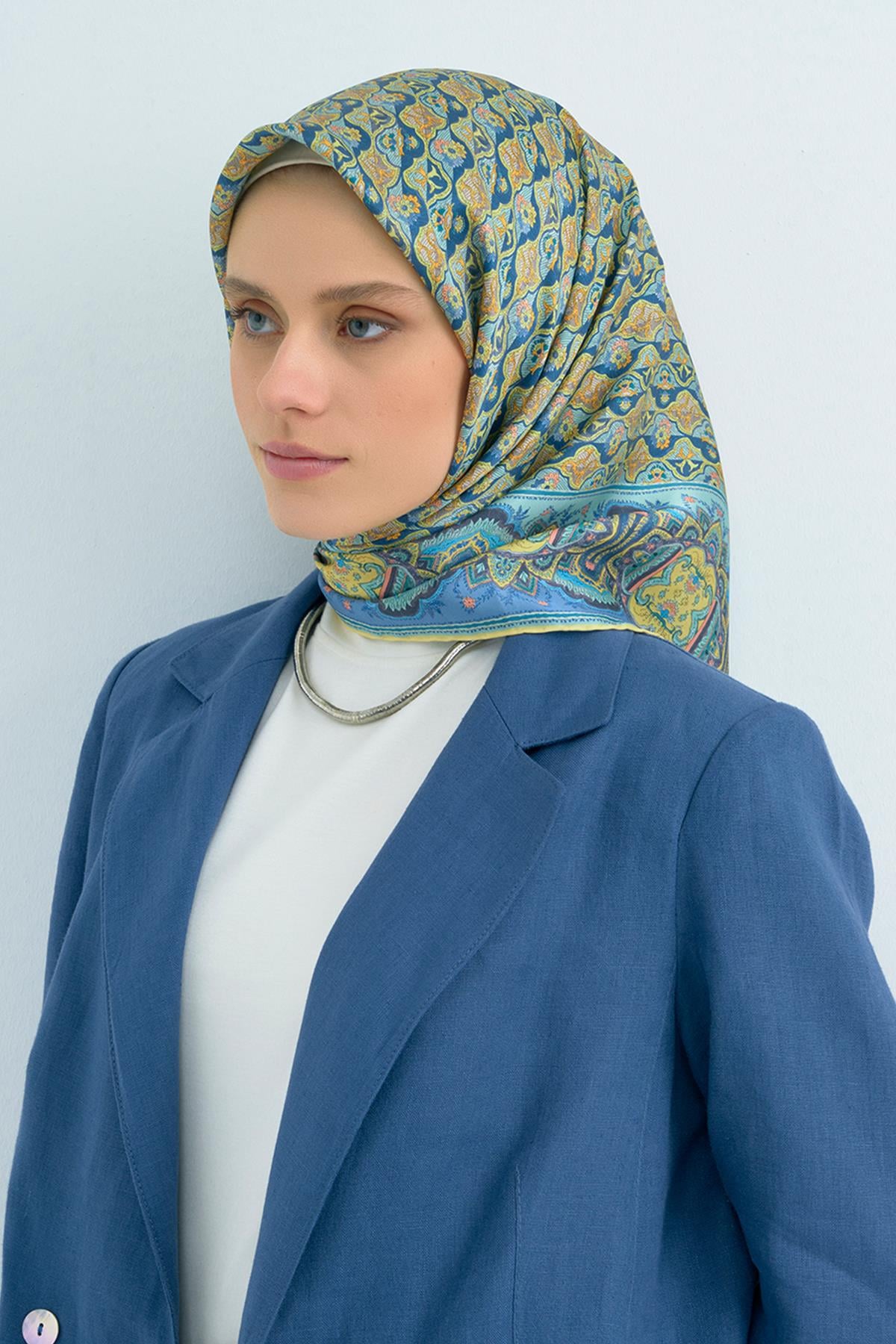 Armine İpek Eşarp 2026 İlkbahar-Yaz - 9518D-82 - Tivil