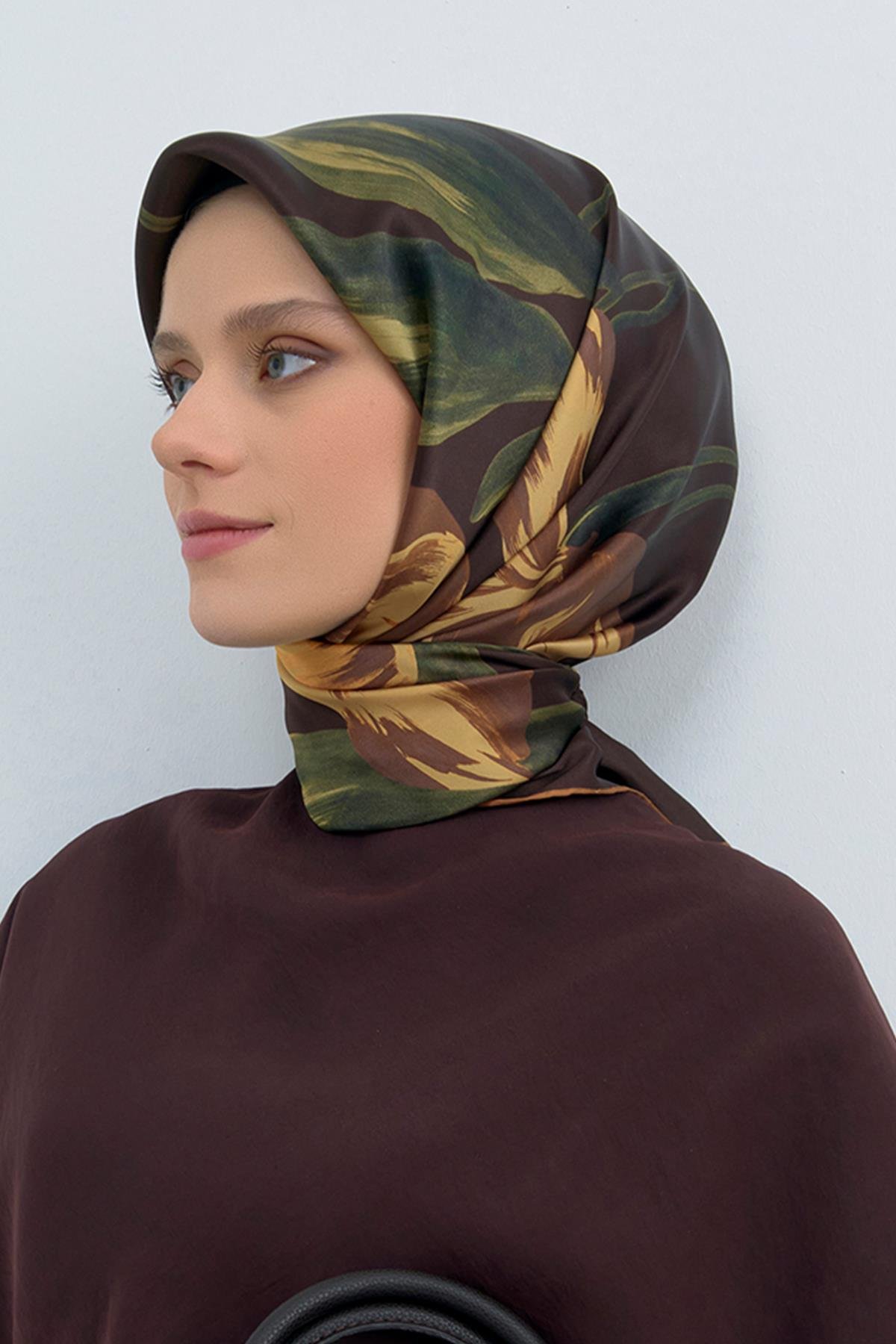 Armine İpek Eşarp 2026 İlkbahar-Yaz - 9506D-07 - Tivil
