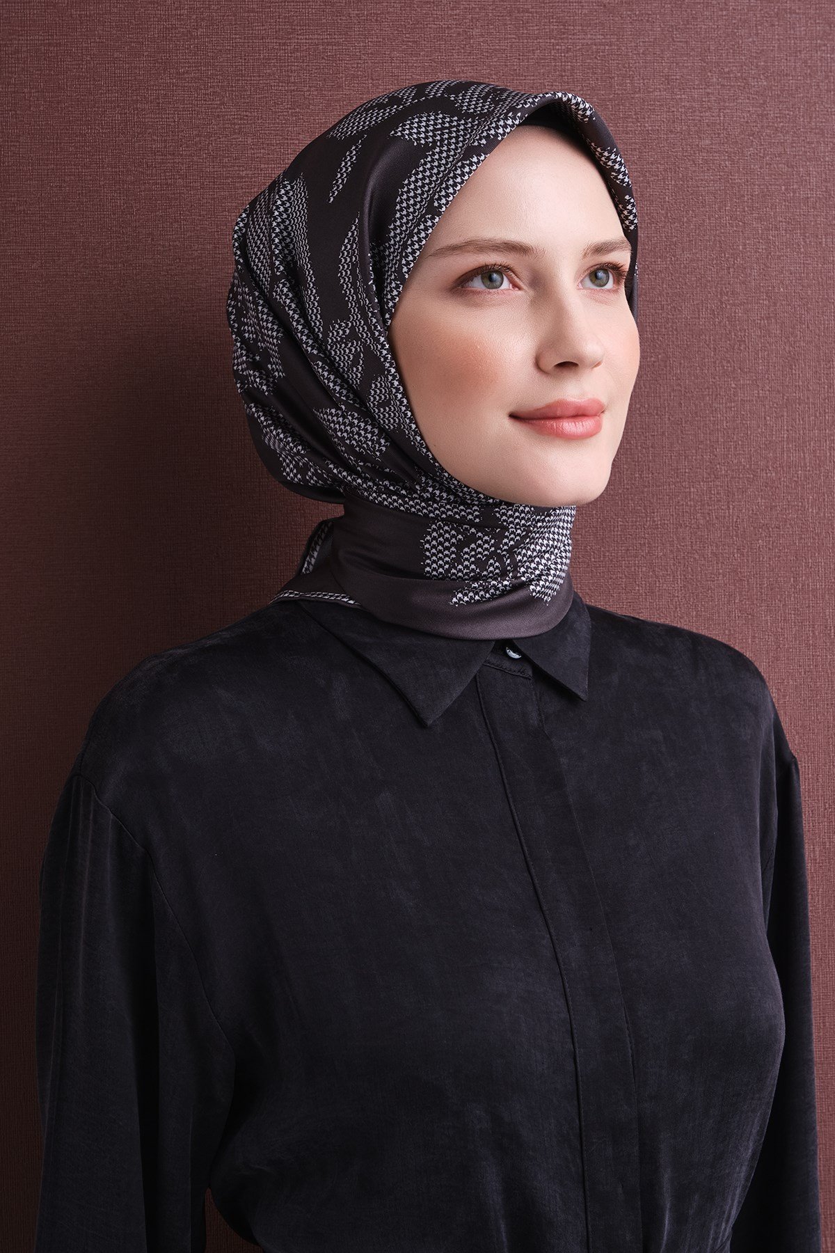 Armine İpek Eşarp 2026/2027 Sonbahar Kış - 9645D-55 - Sura