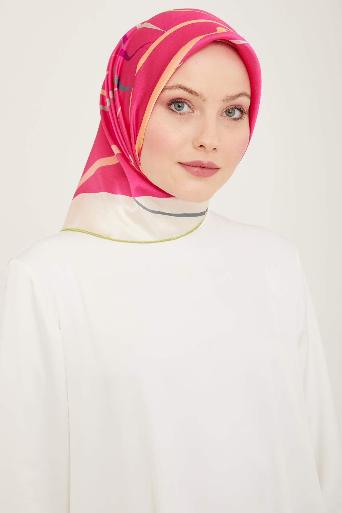 Armine Silk Scarf - 9115D-80 - Twill