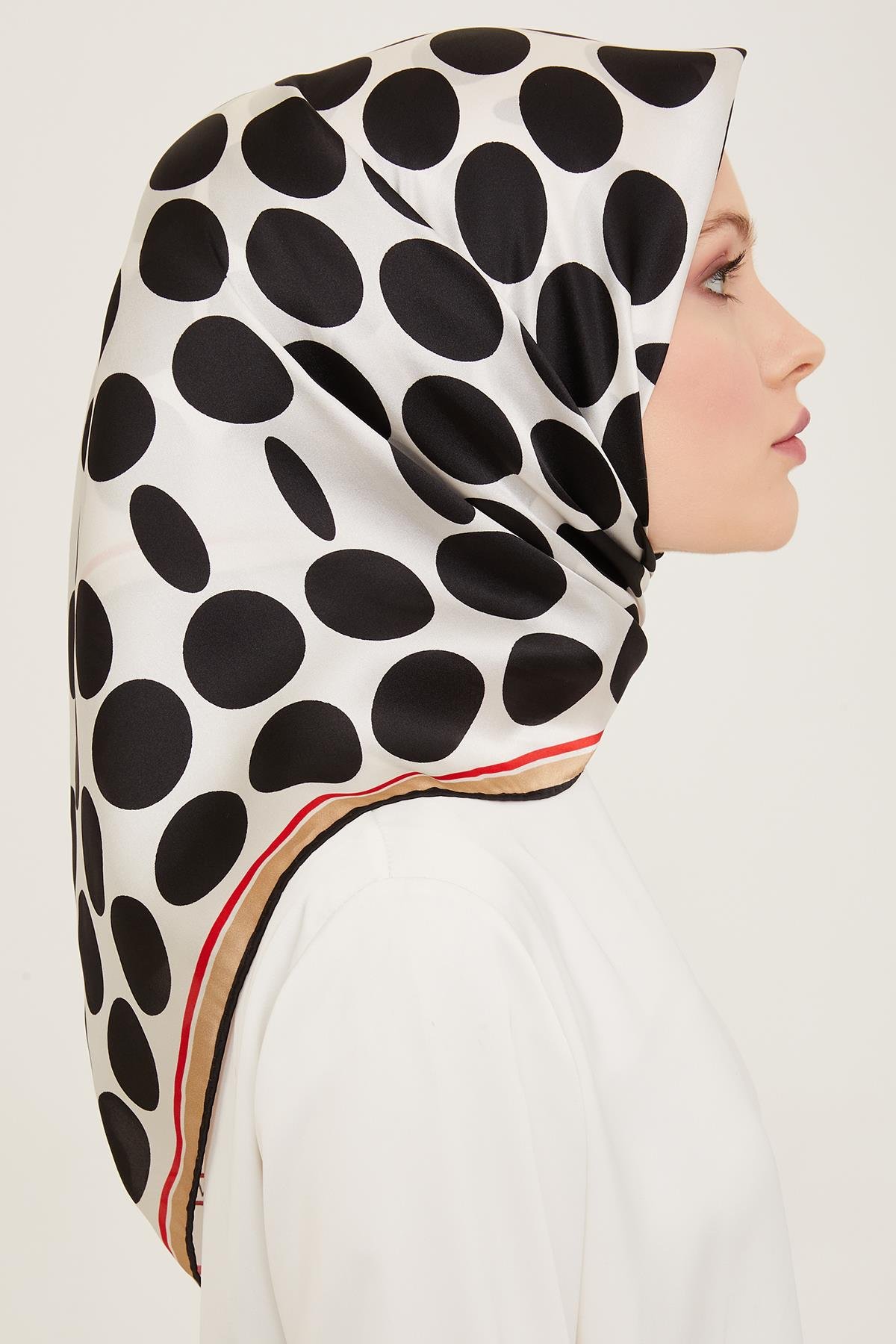 Armine İpek Eşarp - 9156D-82 - Sura