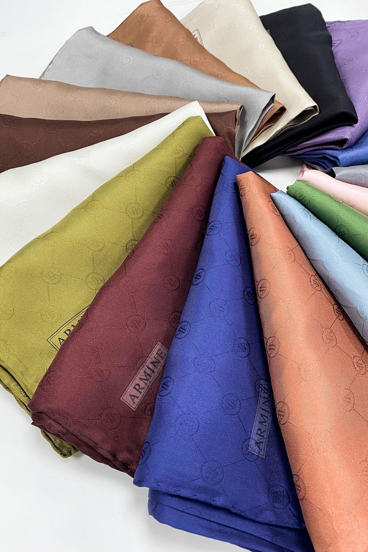 Armine Jakarlı İpek Eşarp - Monogram Desen - 235355 - Vizon