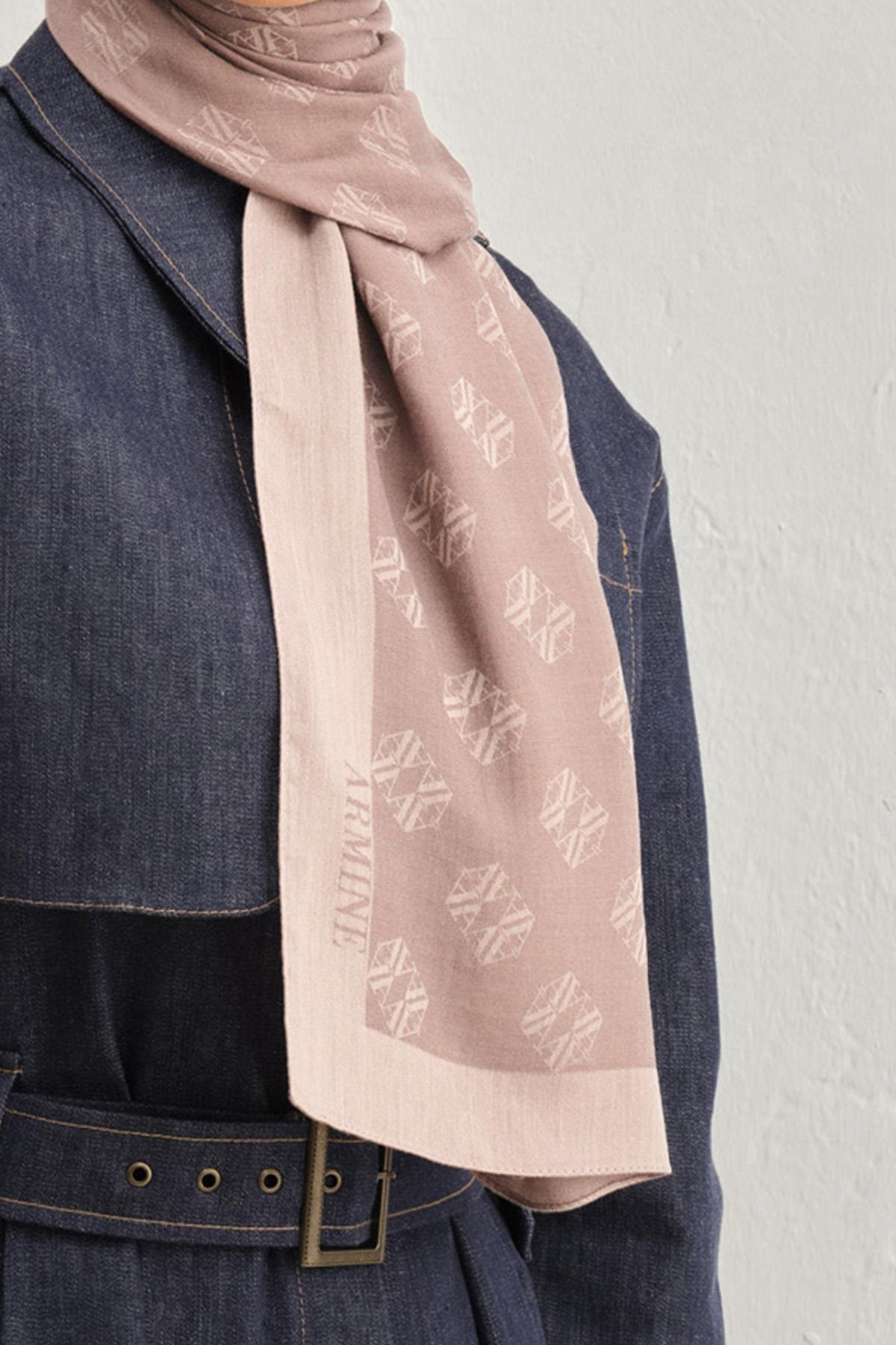 Armine Tensel İpek Şal 1 - Minimal Monogram Desen - 32103 - Sütlü Kahve