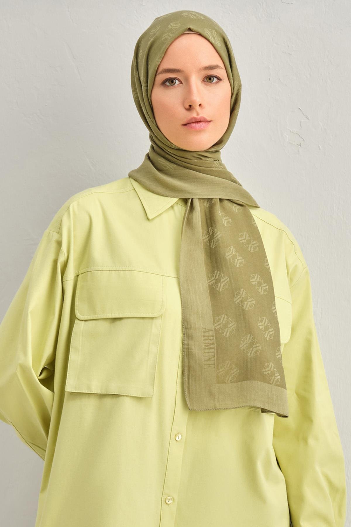 Armine Tensel İpek Şal 1 - Minimal Monogram Desen - 3297 - Yeşil