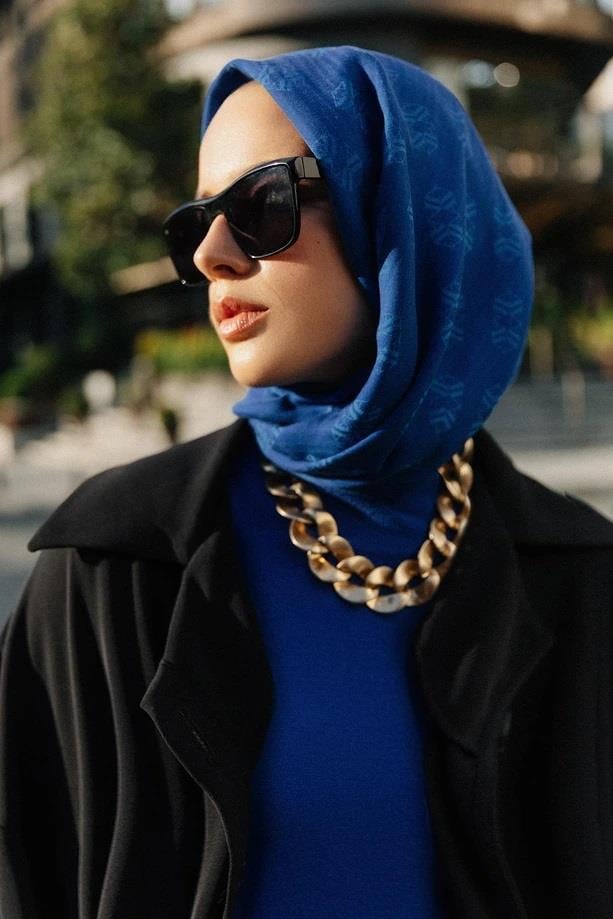 Armine Tensel İpek Şal 1 - Minimal Monogram Desen - 32115 - Saks Mavisi