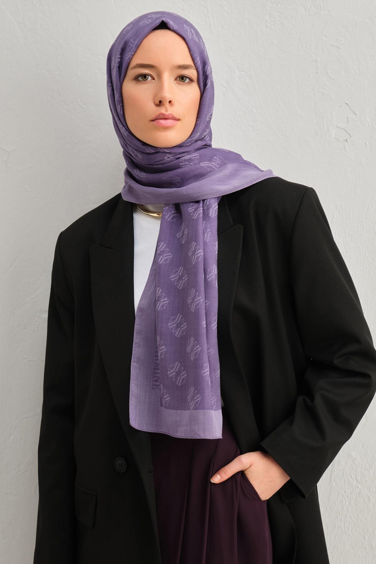 Armine Tensel İpek Şal 1 - Minimal Monogram Desen - 3298 - Mor