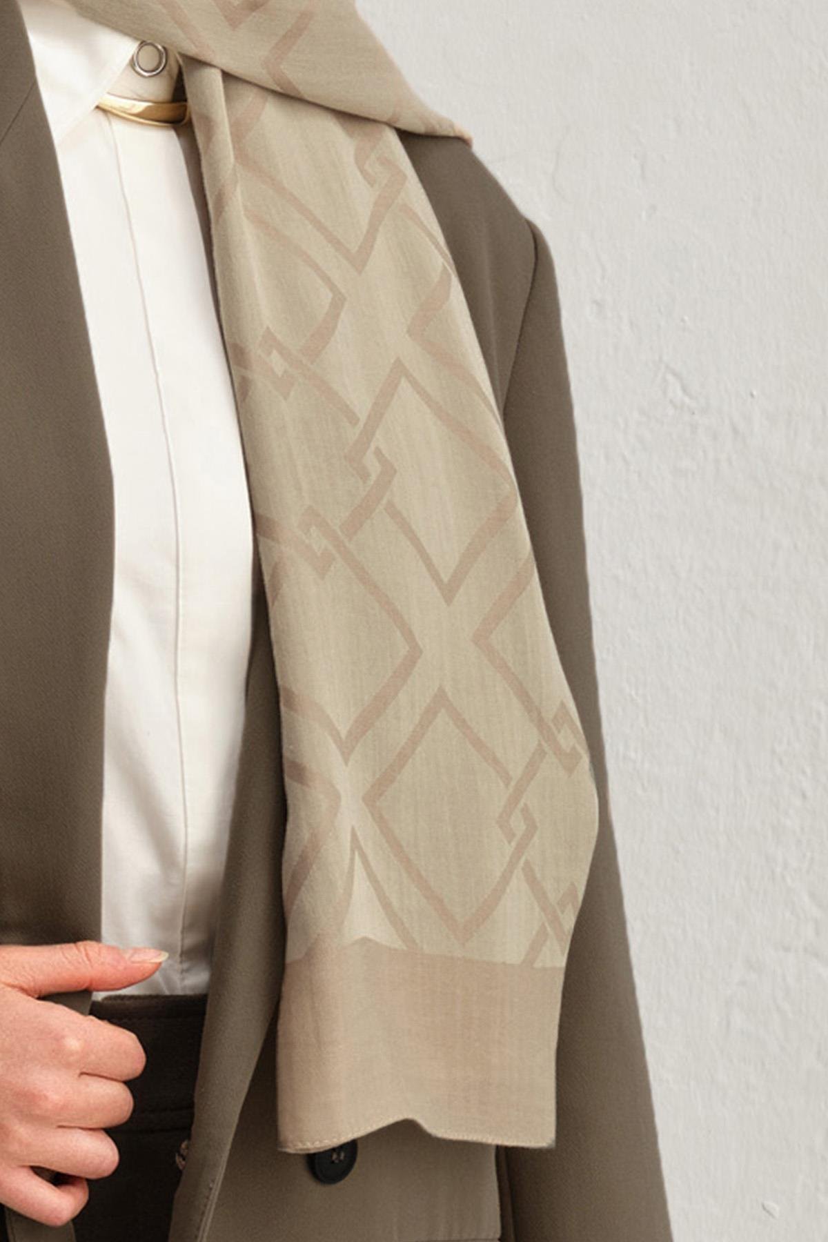 Armine Tensel İpek Şal 2 - Zincir Desen - 32102 - Latte