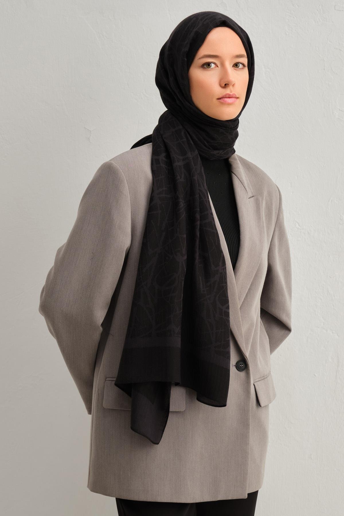 Armine Tensel İpek Şal 3 - Kaligrafi Desen - 01 - Siyah