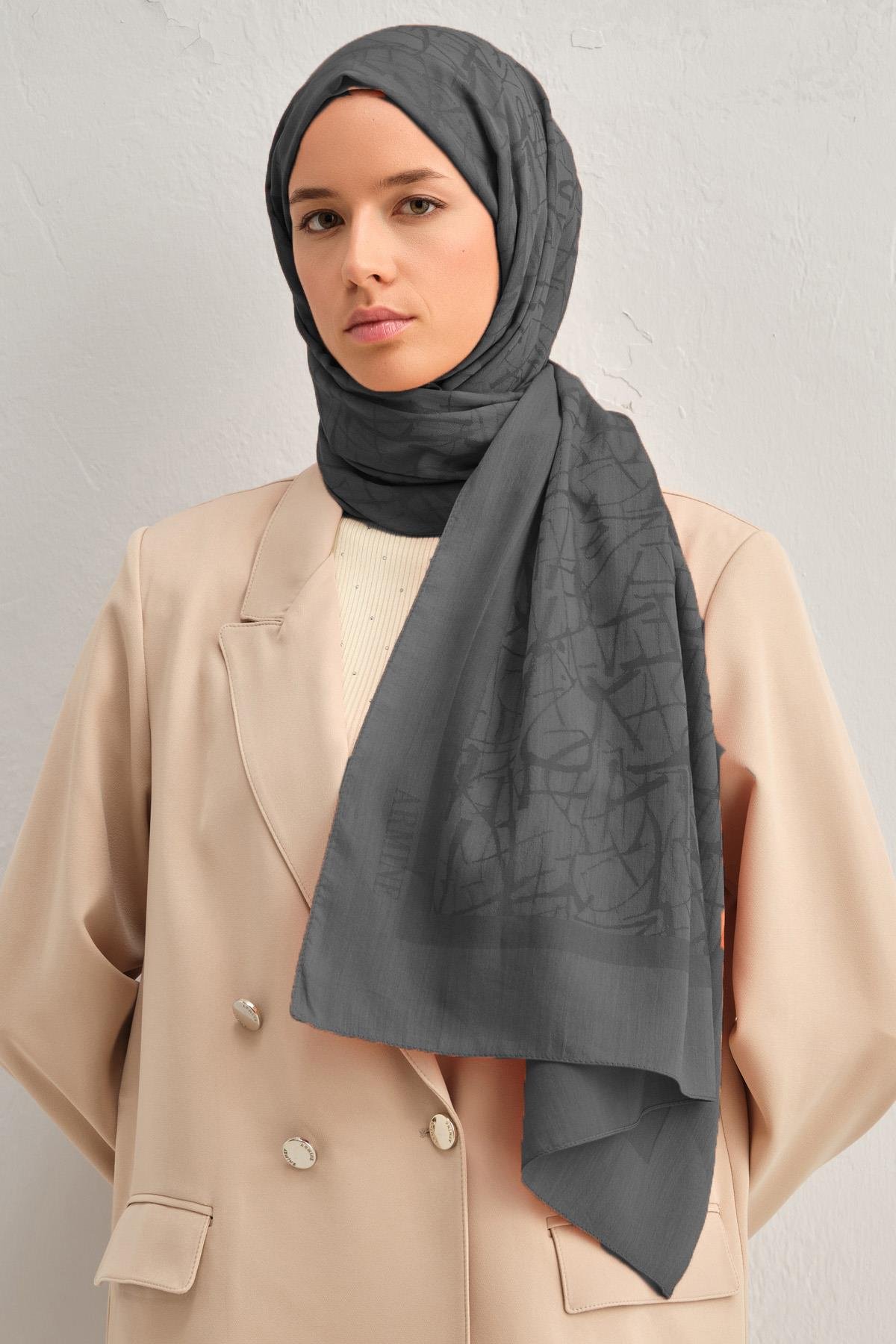 Armine Tensel İpek Şal 3 - Kaligrafi Desen - 02 - Füme