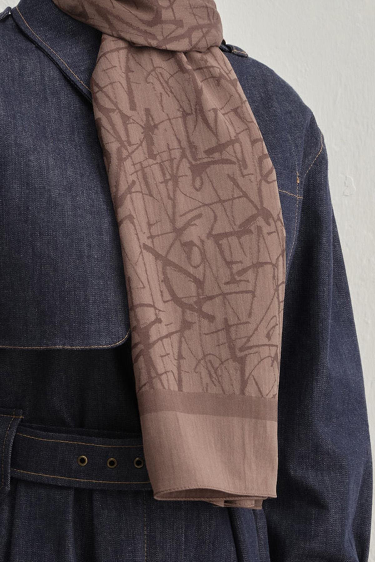 Armine Tensel İpek Şal 3 - Kaligrafi Desen - 32104 - Açık Kahve