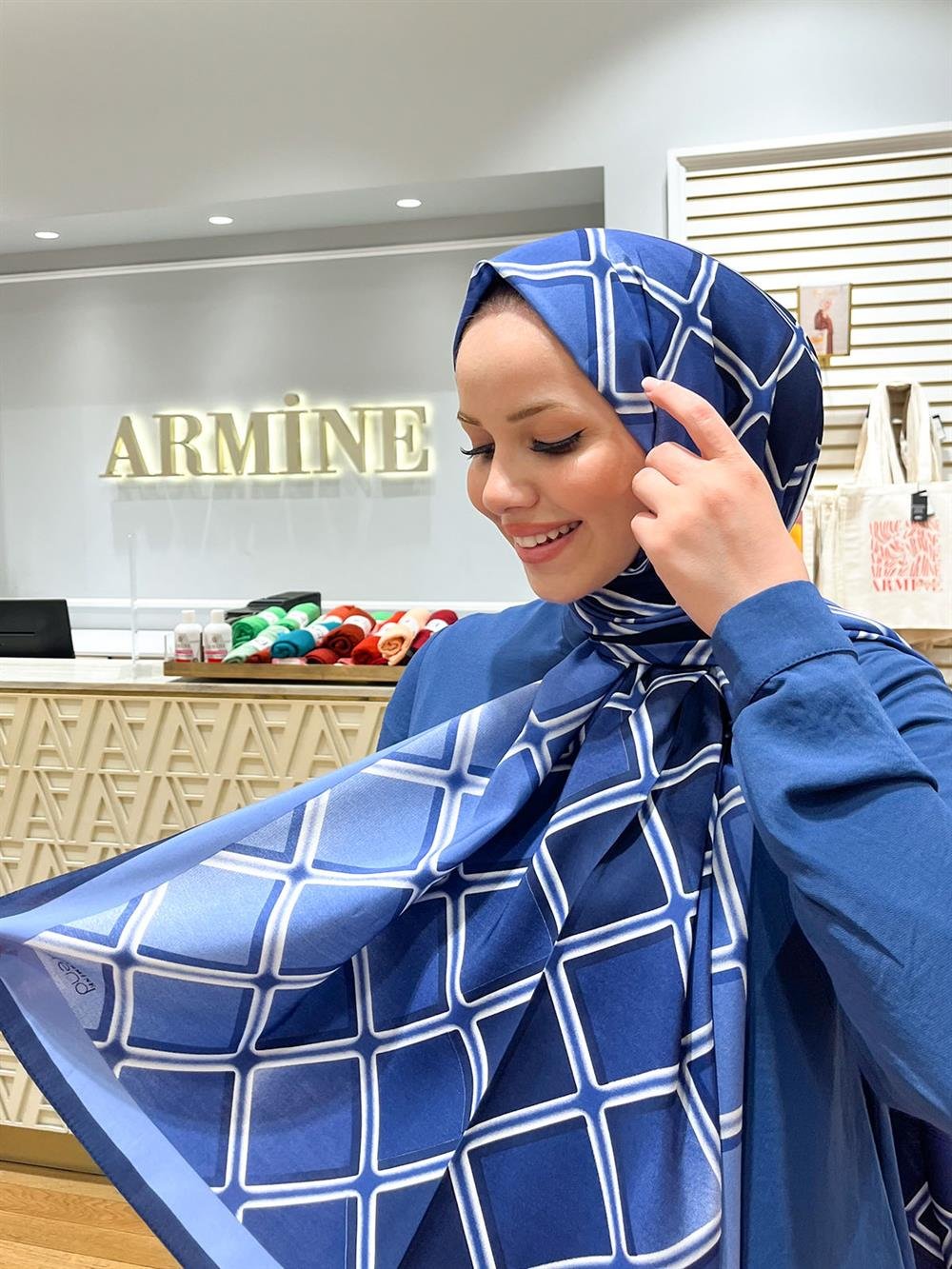 Armine Trend Modal Şal - Karo Desen - 5338-09