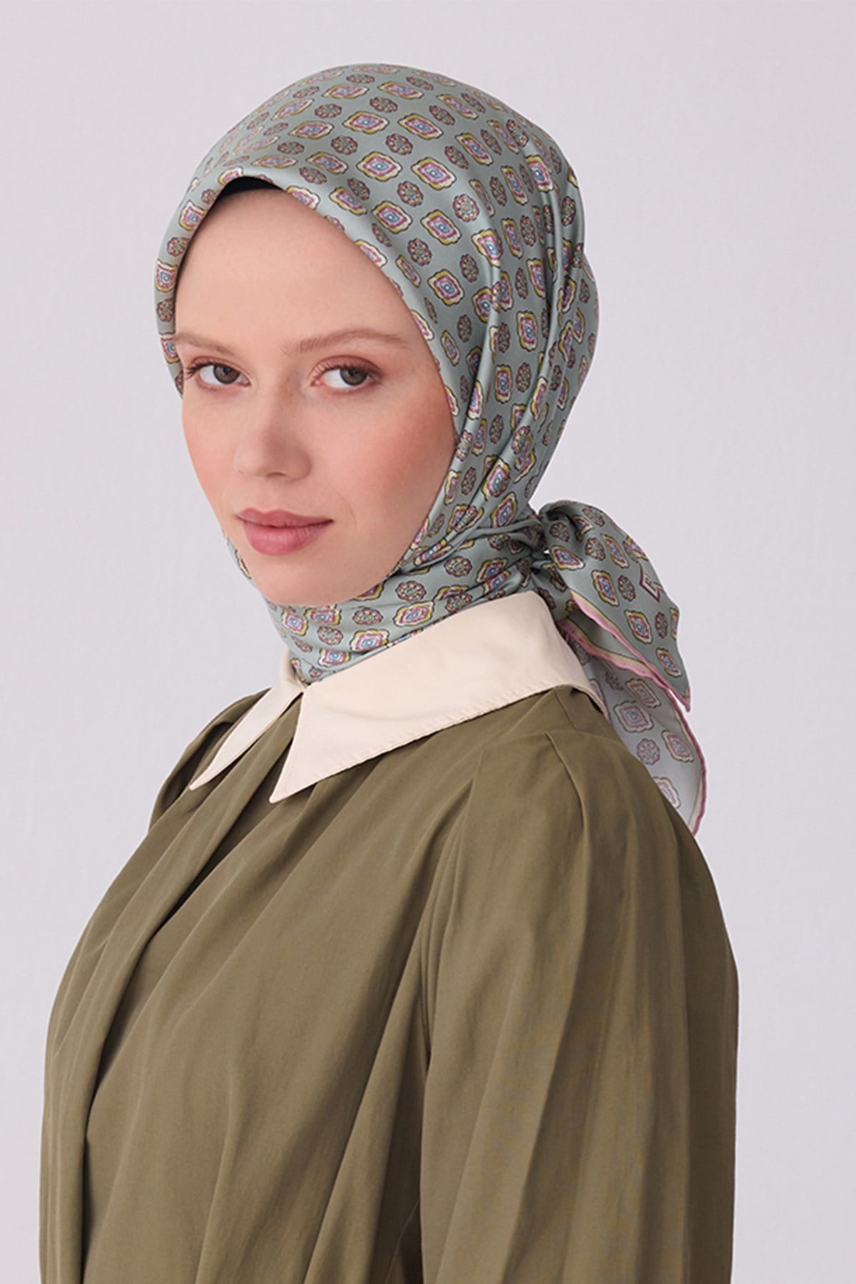 Belli İpek Eşarp - 4308D-34 - Tivil
