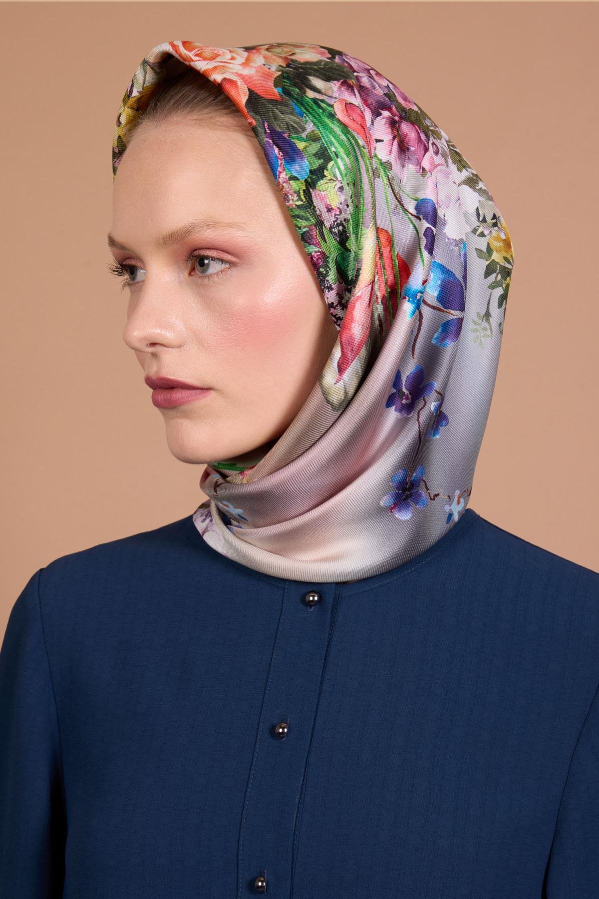 Cacharel Twill İpek Eşarp - 2025/2026 Sonbahar-Kış - 7563313-922 - Tivil