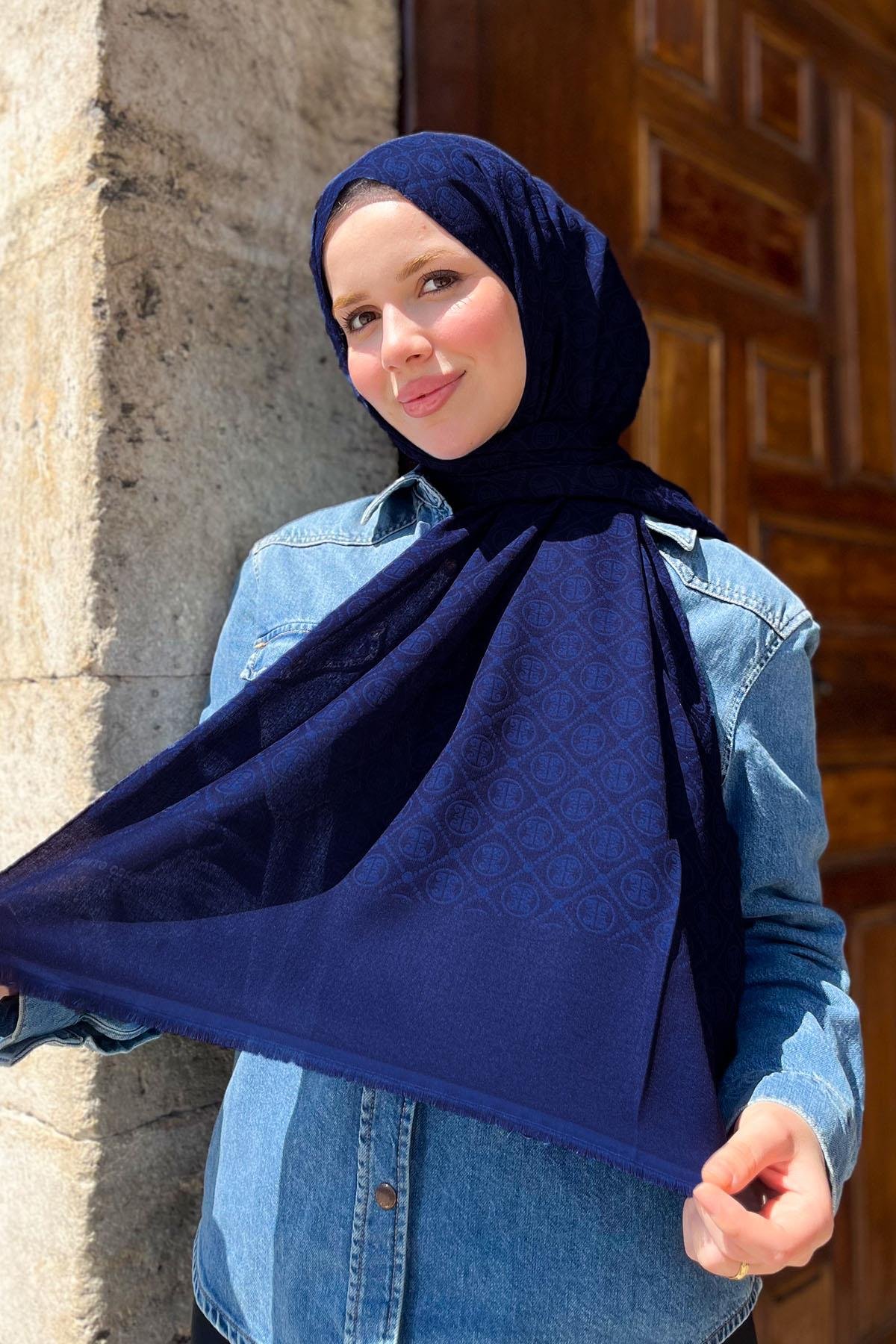 Pierre Cardin Elegans Monogram Şal - 1090700-921 - Renk