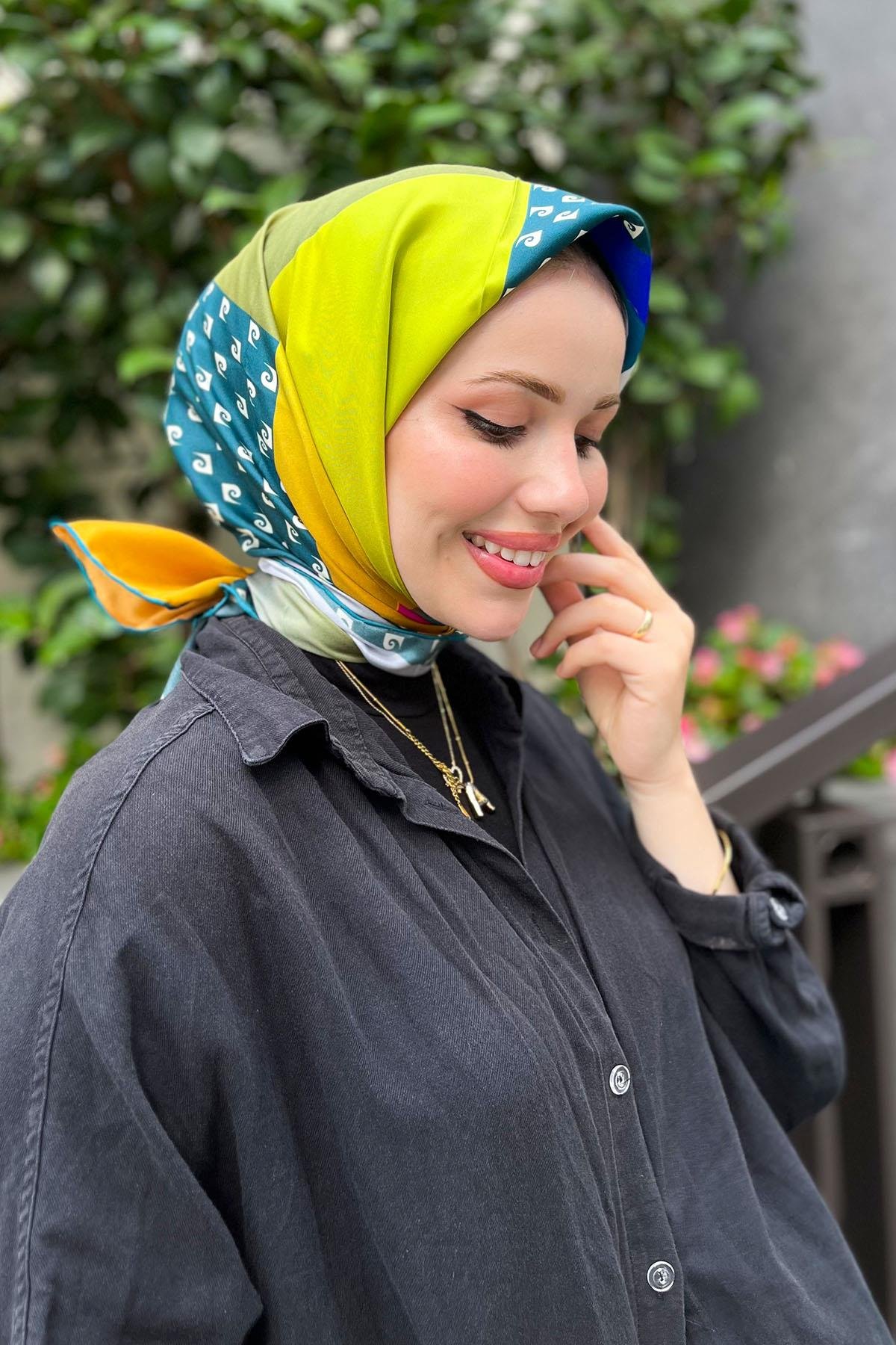 Pierre Cardin Silk Scarf - 2021 Spring-Summer - 8213438-953 - Twill