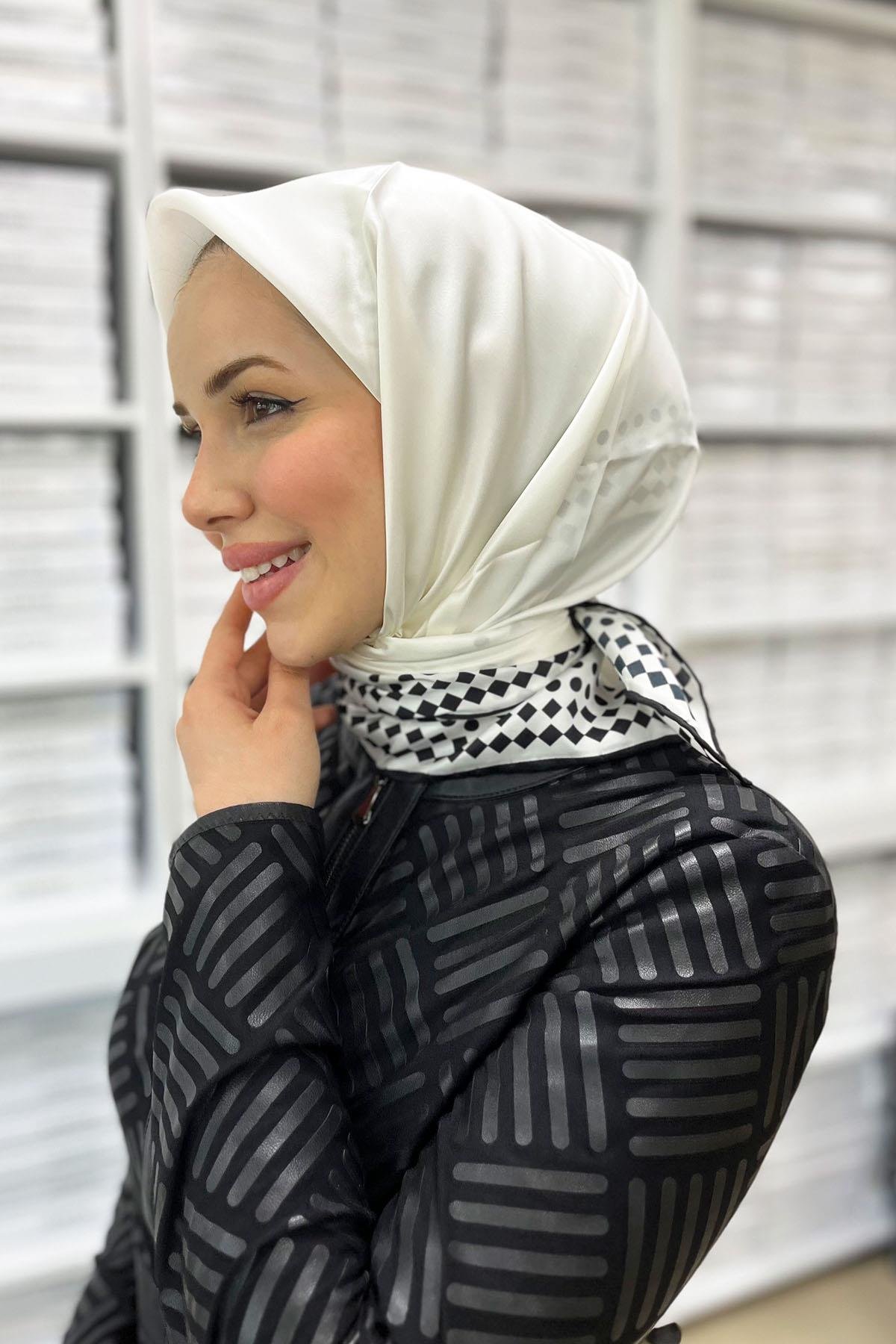 Pierre Cardin İpek Eşarp - 8473230-312 - Sura