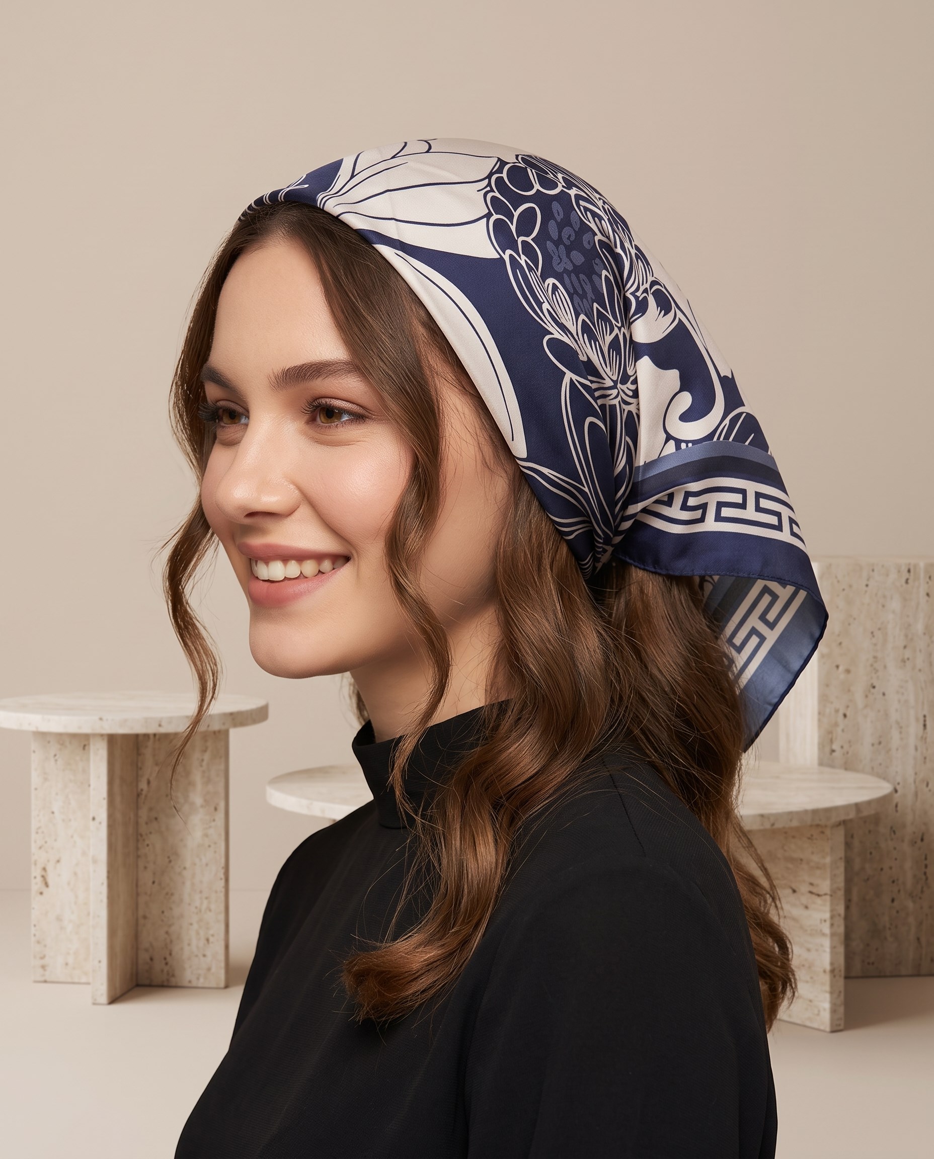 Sisley Bandana - Flora - 2014-003 - Lacivert