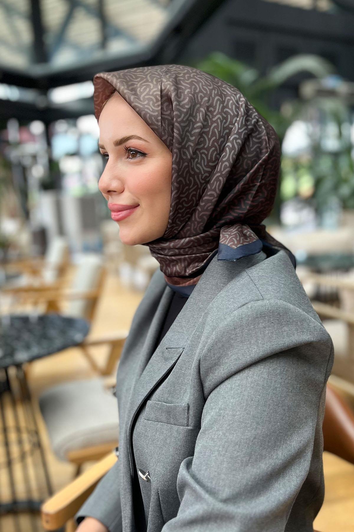 Sultan Kristal Eşarp - Hare Desen - SKE2830-02