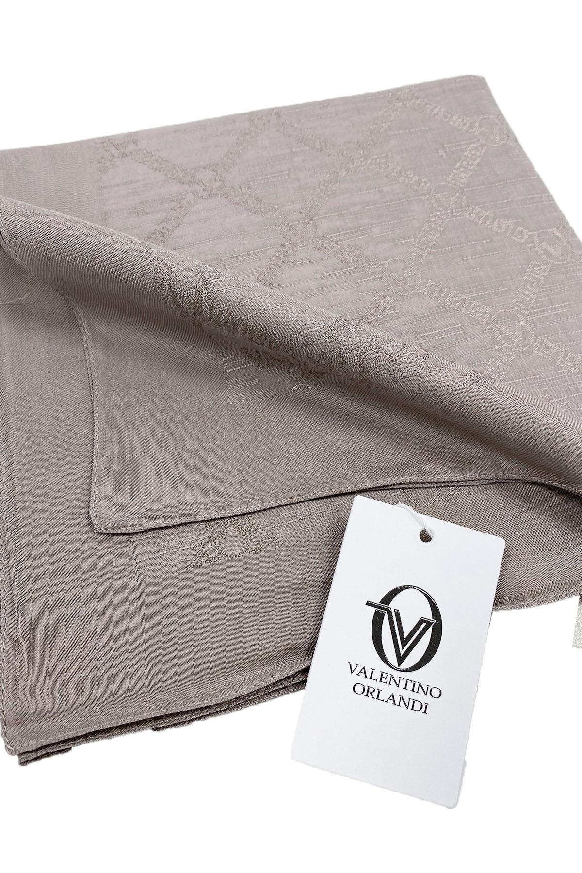 Valentino Orlandi Siena, Jakarlı Eşarp - Logo Desen - 16 - Vizon