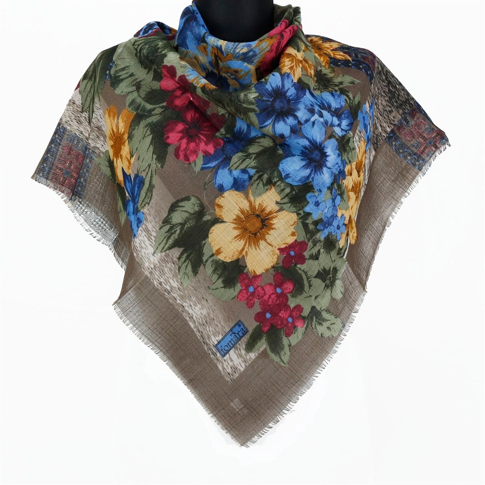 Vertu Bahar Çiçekleri Desenli Simli Flamlı Eşarp - 03 Vizon