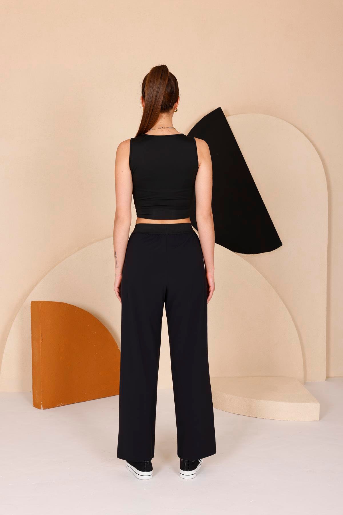 Kadın Siyah Bistrech Yüksel Bel Cepli Bol Paça Pantolon - 3057