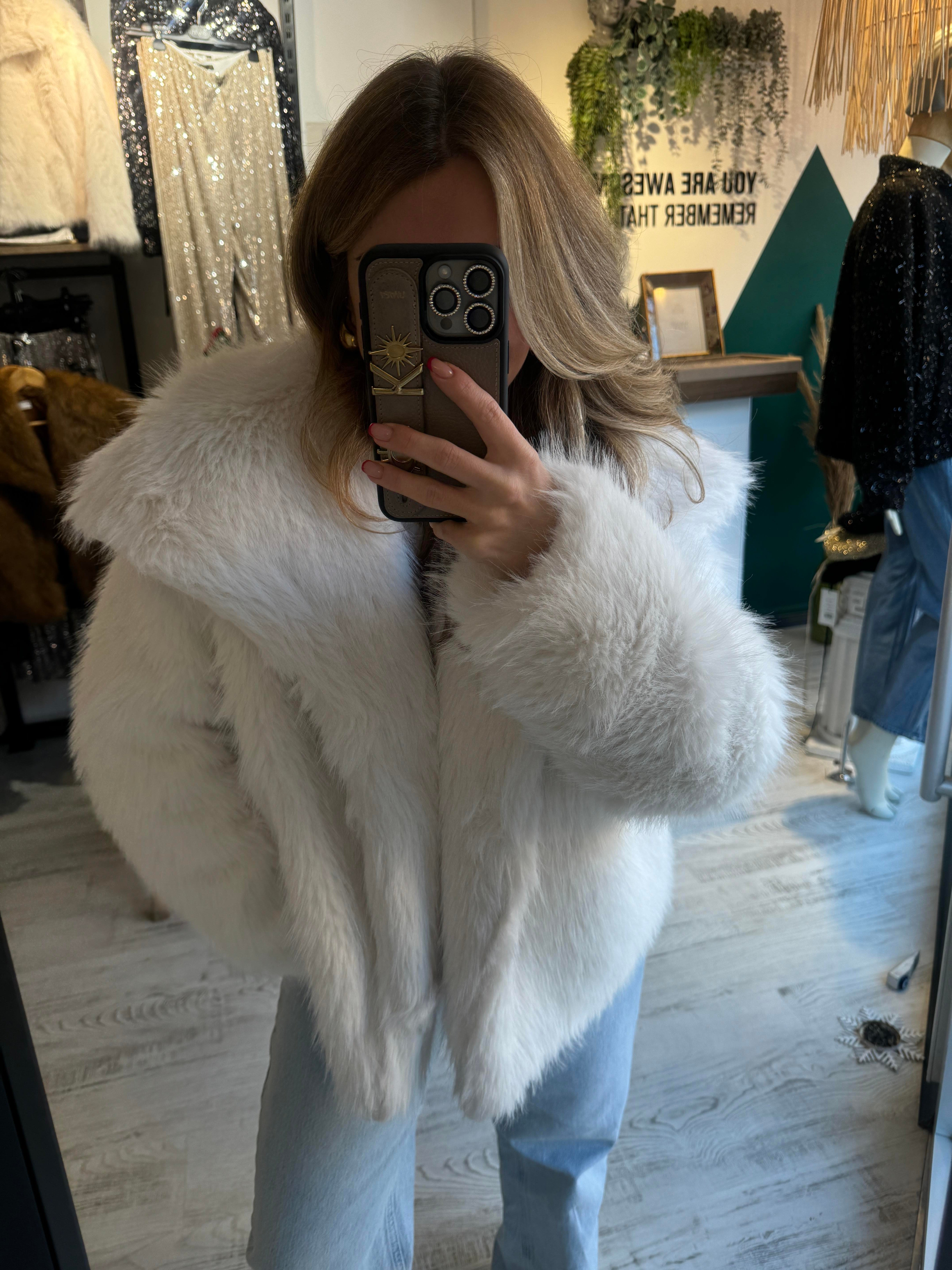 Beyaz Premium Kalite Marka Model Kürk