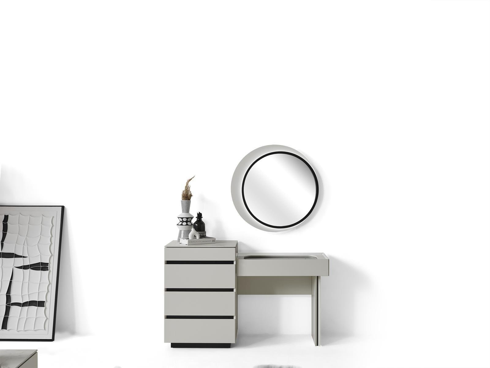 ASHLEY YATAK ODASI TAKIMI