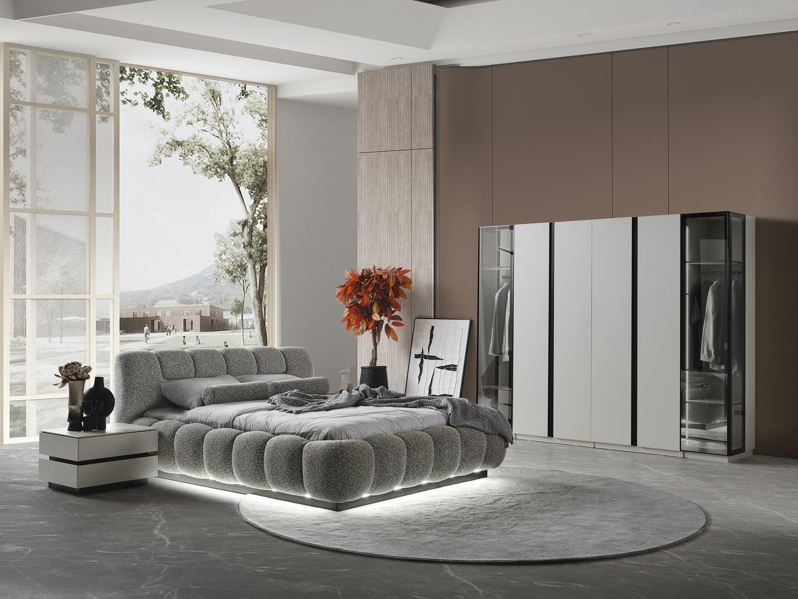 ASHLEY YATAK ODASI TAKIMI