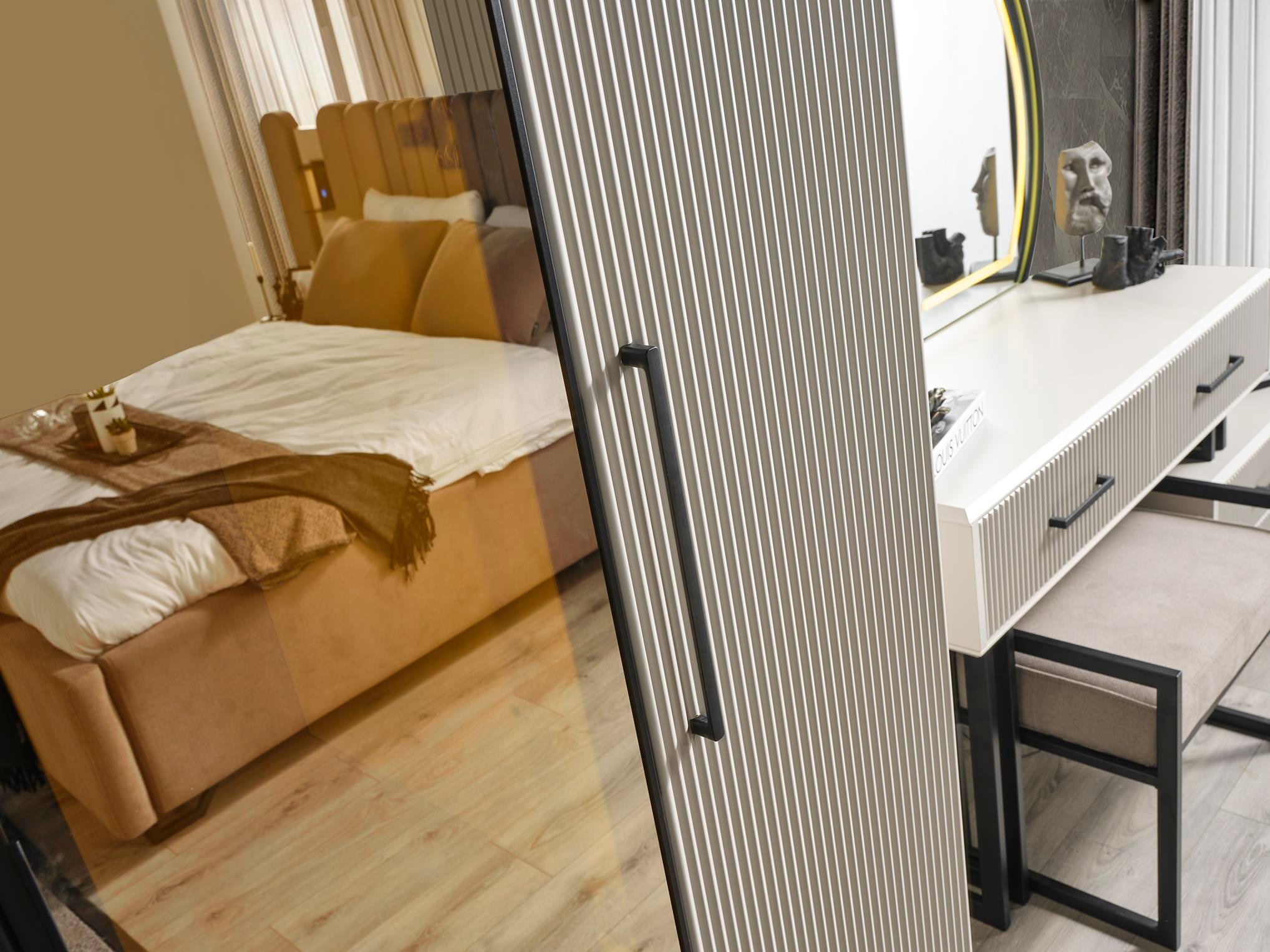 BLACK LİNE YATAK ODASI TAKIMI