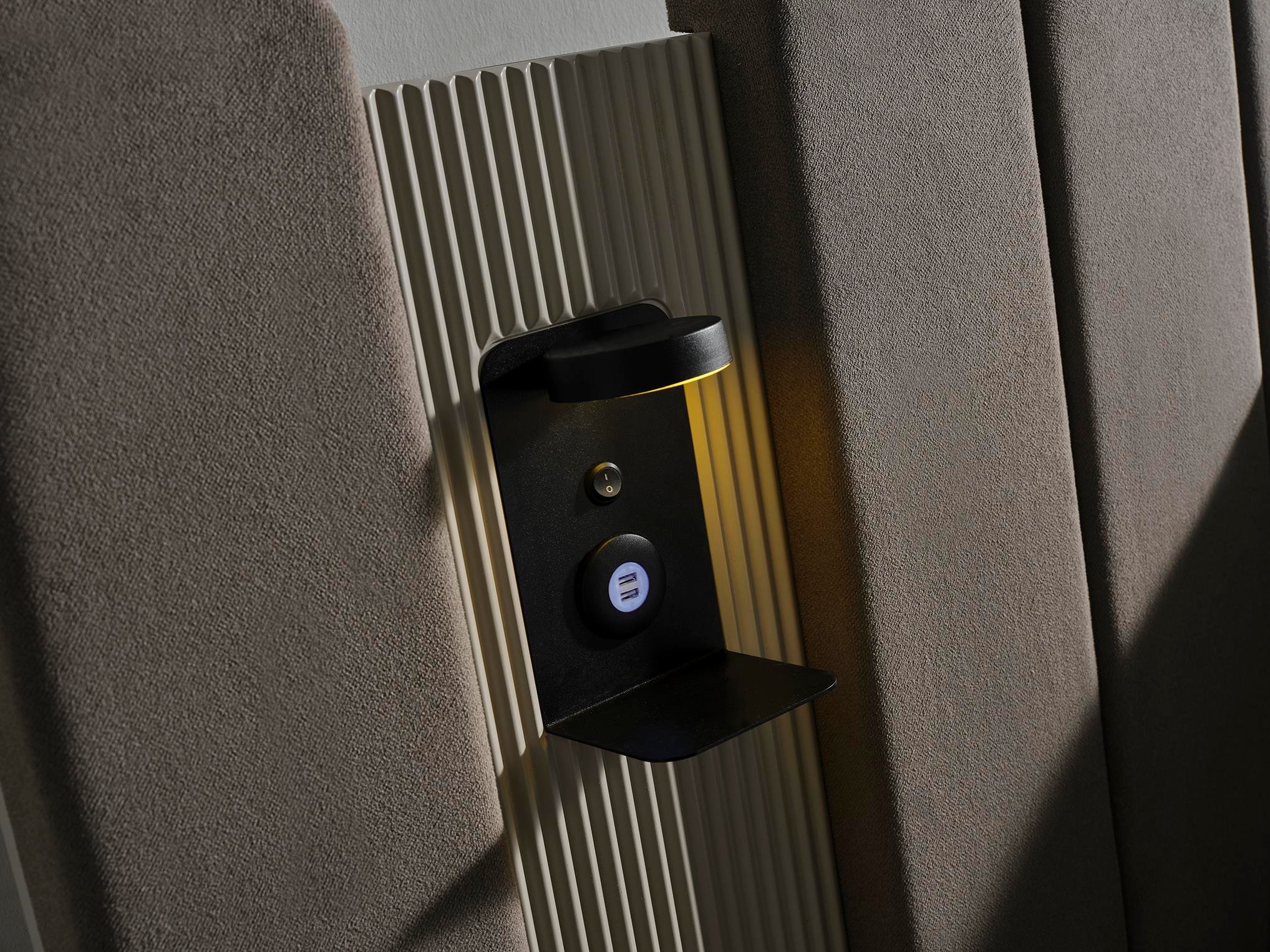 BLACK LİNE YATAK ODASI TAKIMI