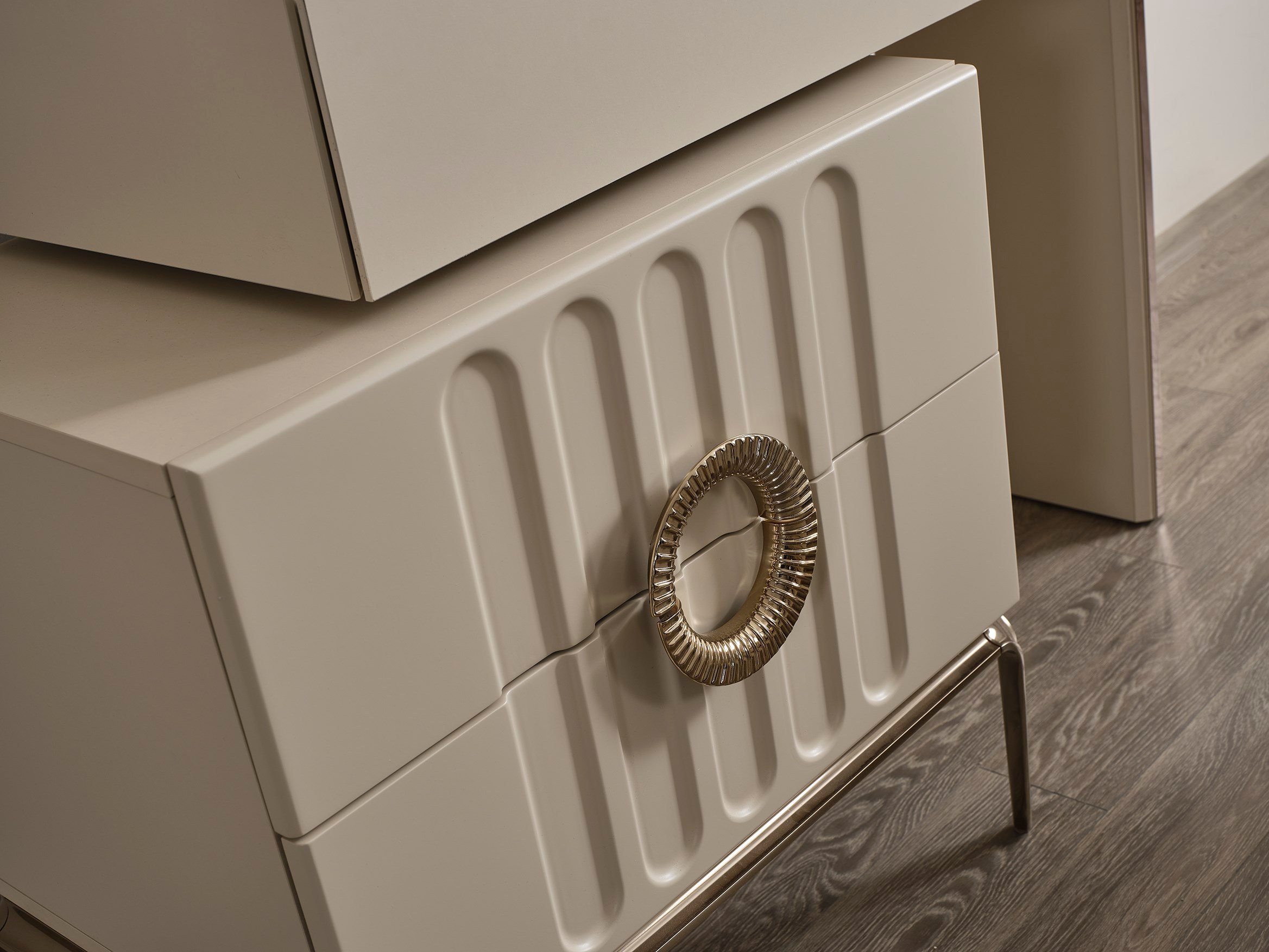 DELÜX YATAK ODASI TAKIMI